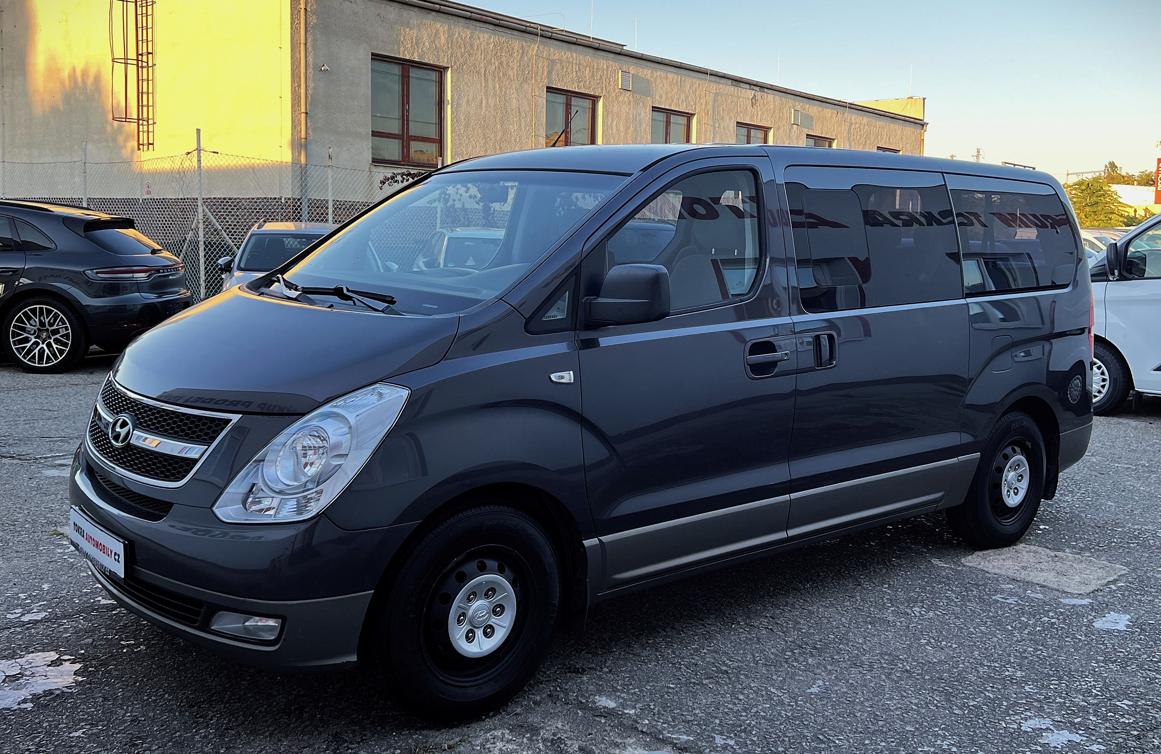 Hyundai H 1, 2.5CRDI 125kW Klima 8míst TZ - fotka 5
