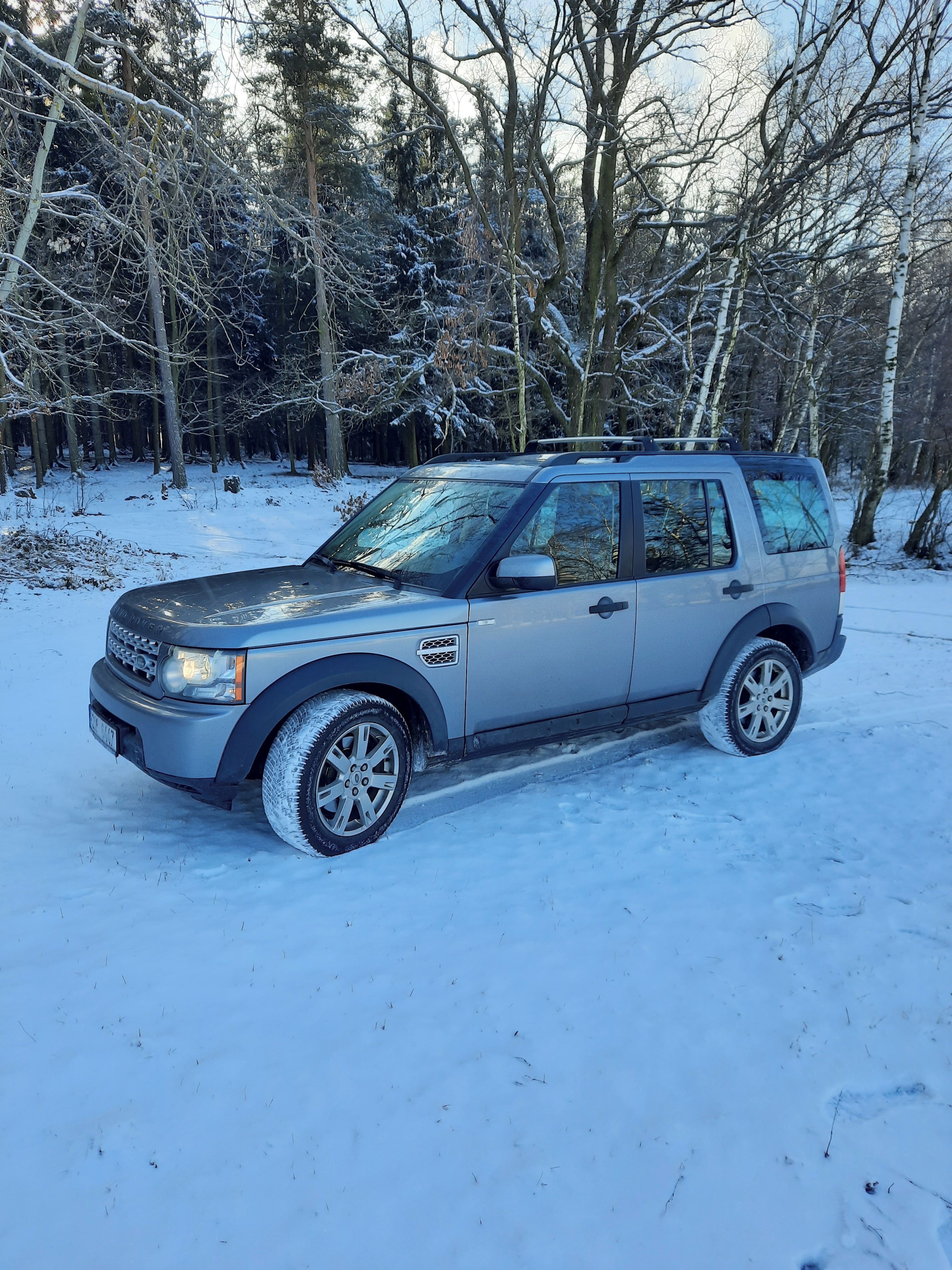 Land Rover Discovery, 3.0 TDV6 S 155kw 4X4 TZ 3.5t - fotka 4