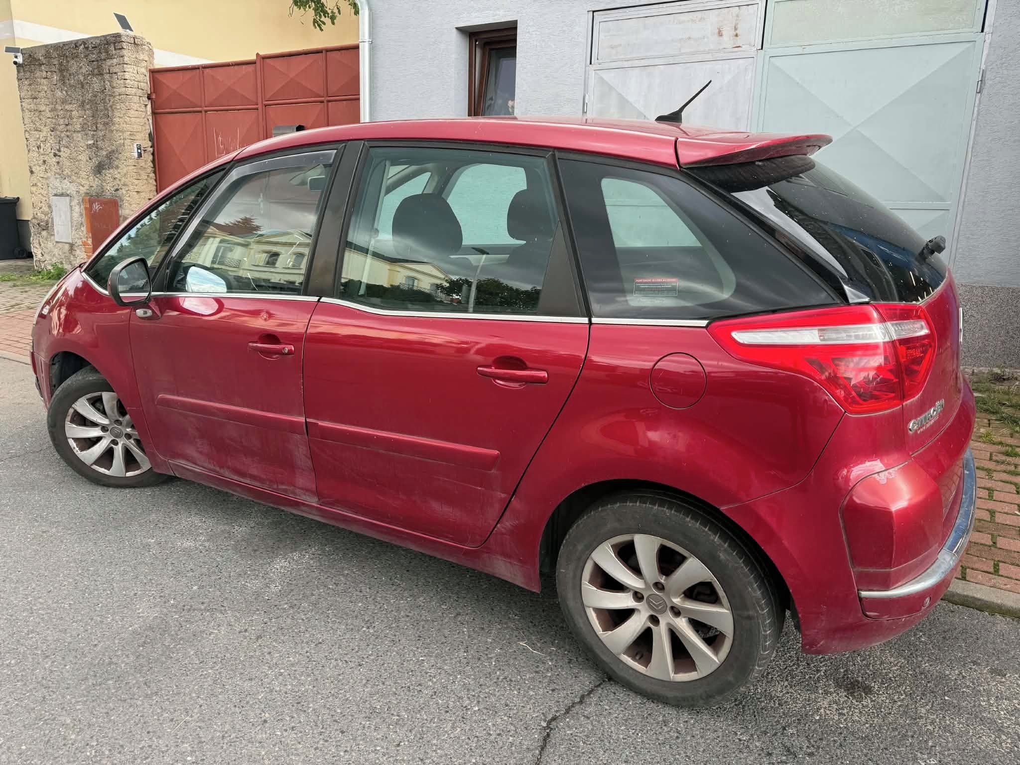 Citroën C4 Picasso, Nová Spojka + Rozvody - fotka 4