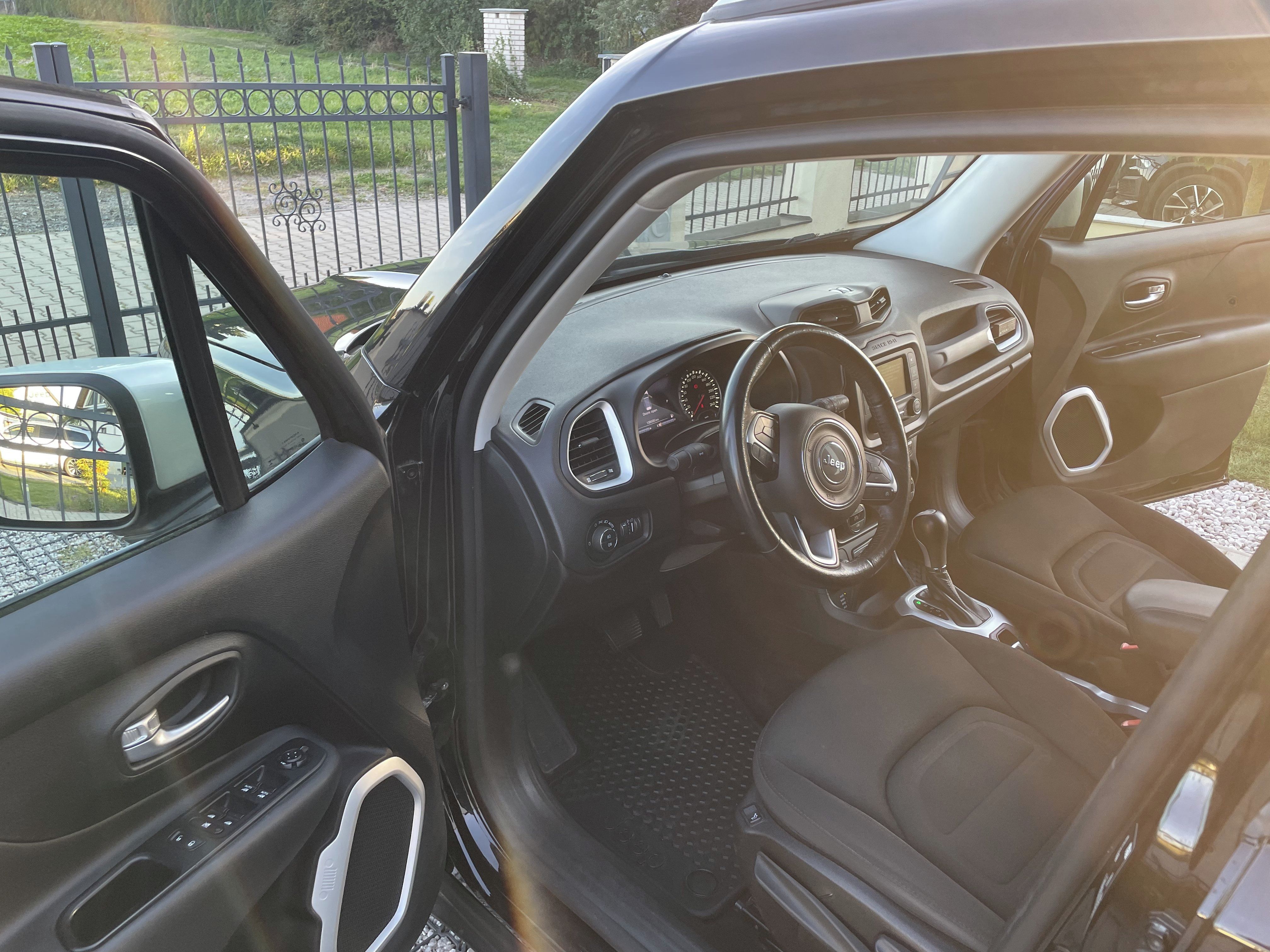 Jeep Renegade, 1.4 4x4 Top stav, nehav. - fotka 4