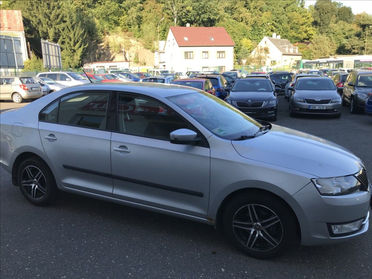Škoda Rapid, 1,4 TDi 66kW - fotka 5