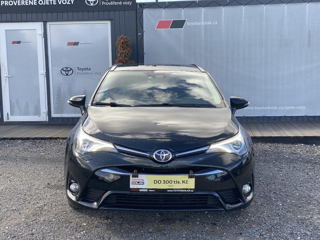 Toyota Avensis, 1.8i, ČR, Executive, záruka - fotka 3