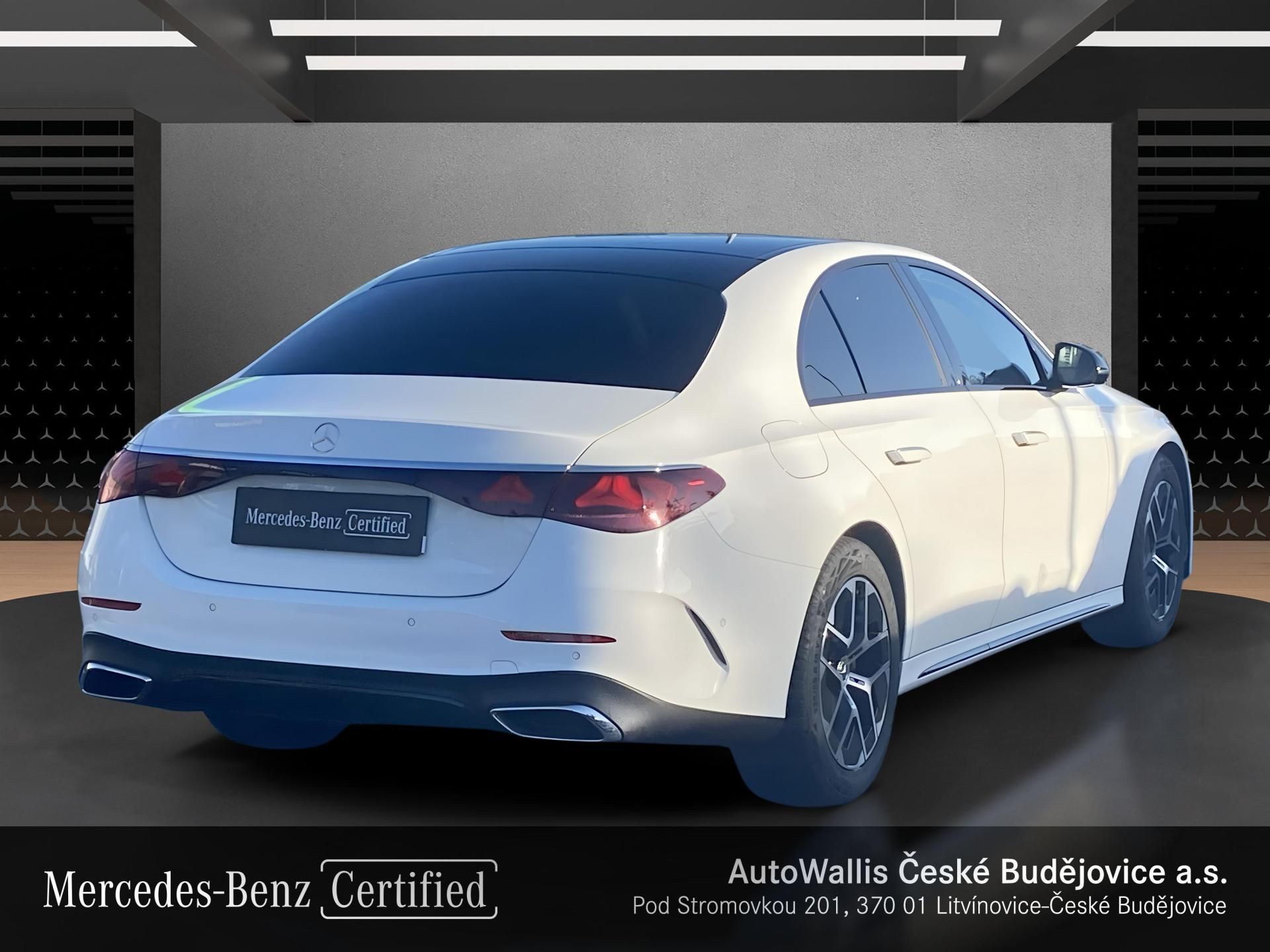 Mercedes-Benz Třídy E, E 220d 4M AMG - fotka 5