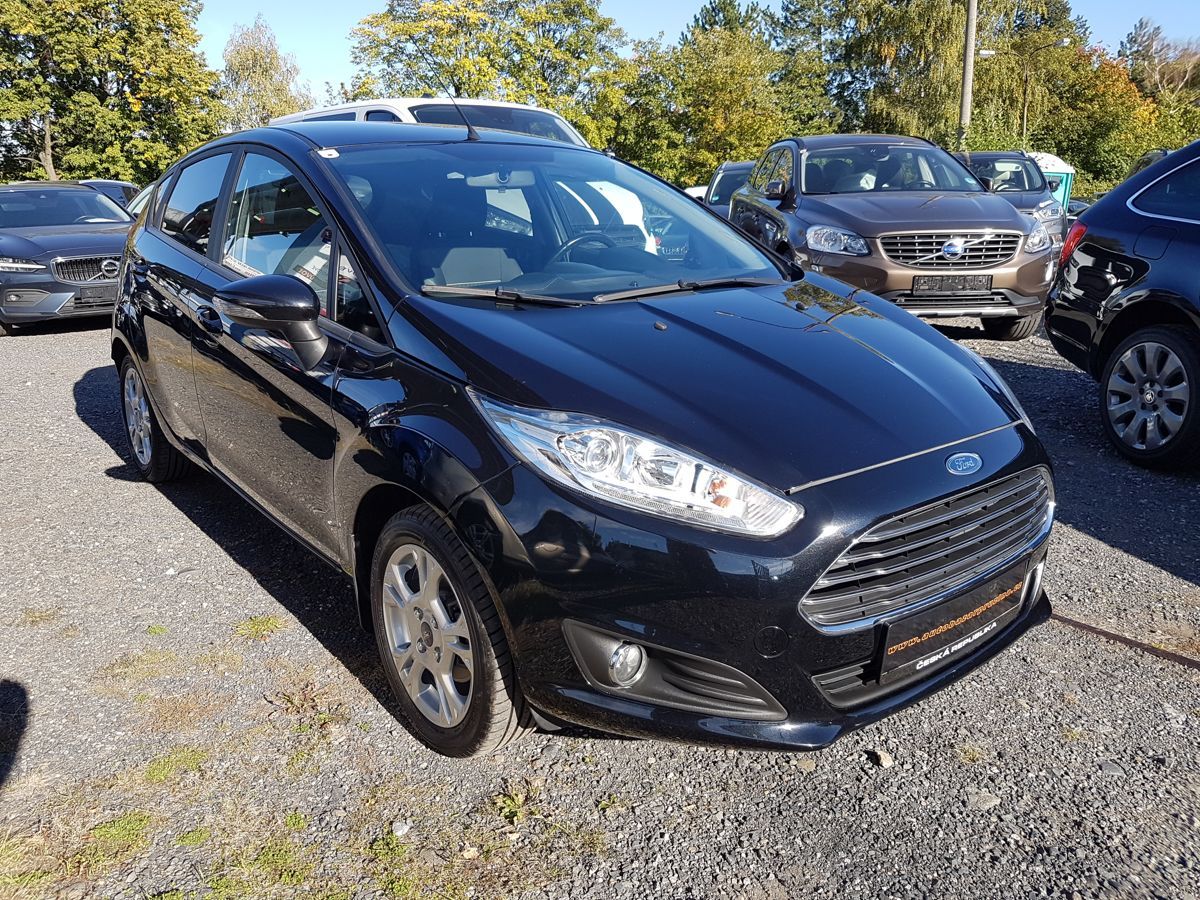 Ford Fiesta, 1.2i 44KW VÝHŘEV SED.
