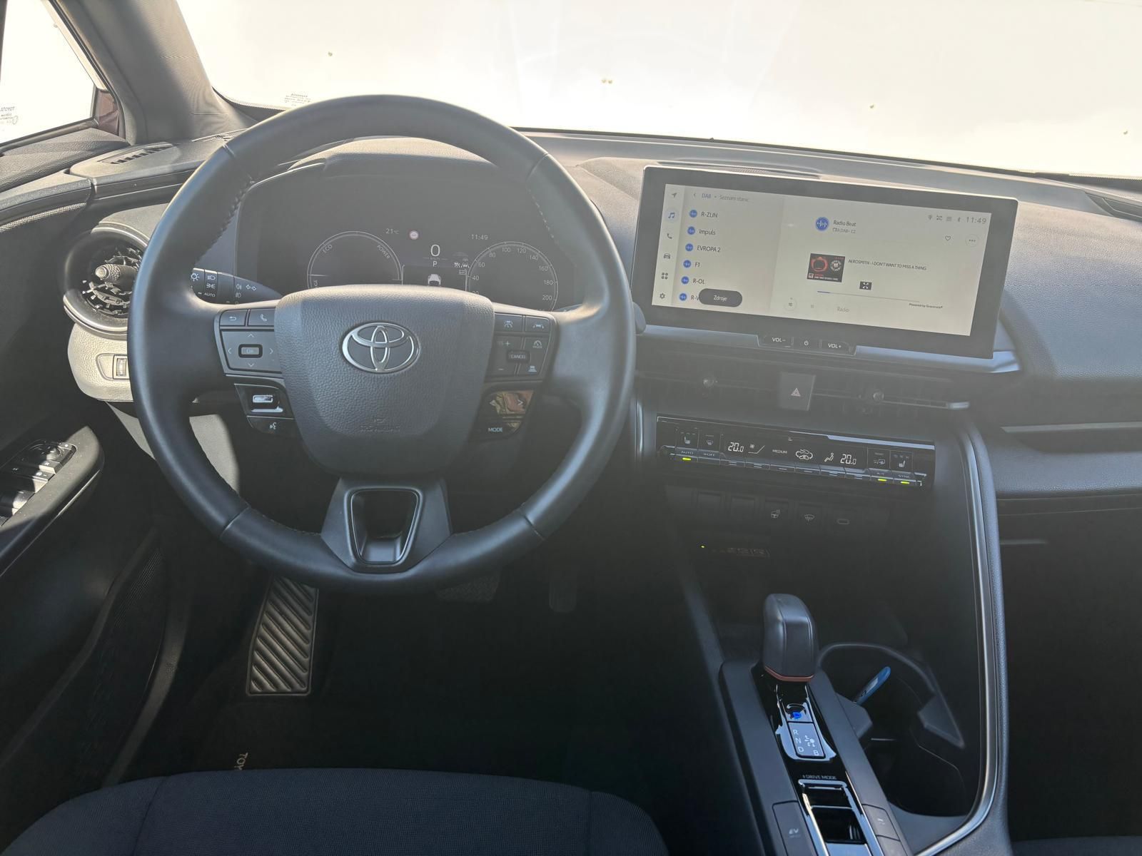 Toyota C-HR, 1,8 HEV e-CVT Style - fotka 5