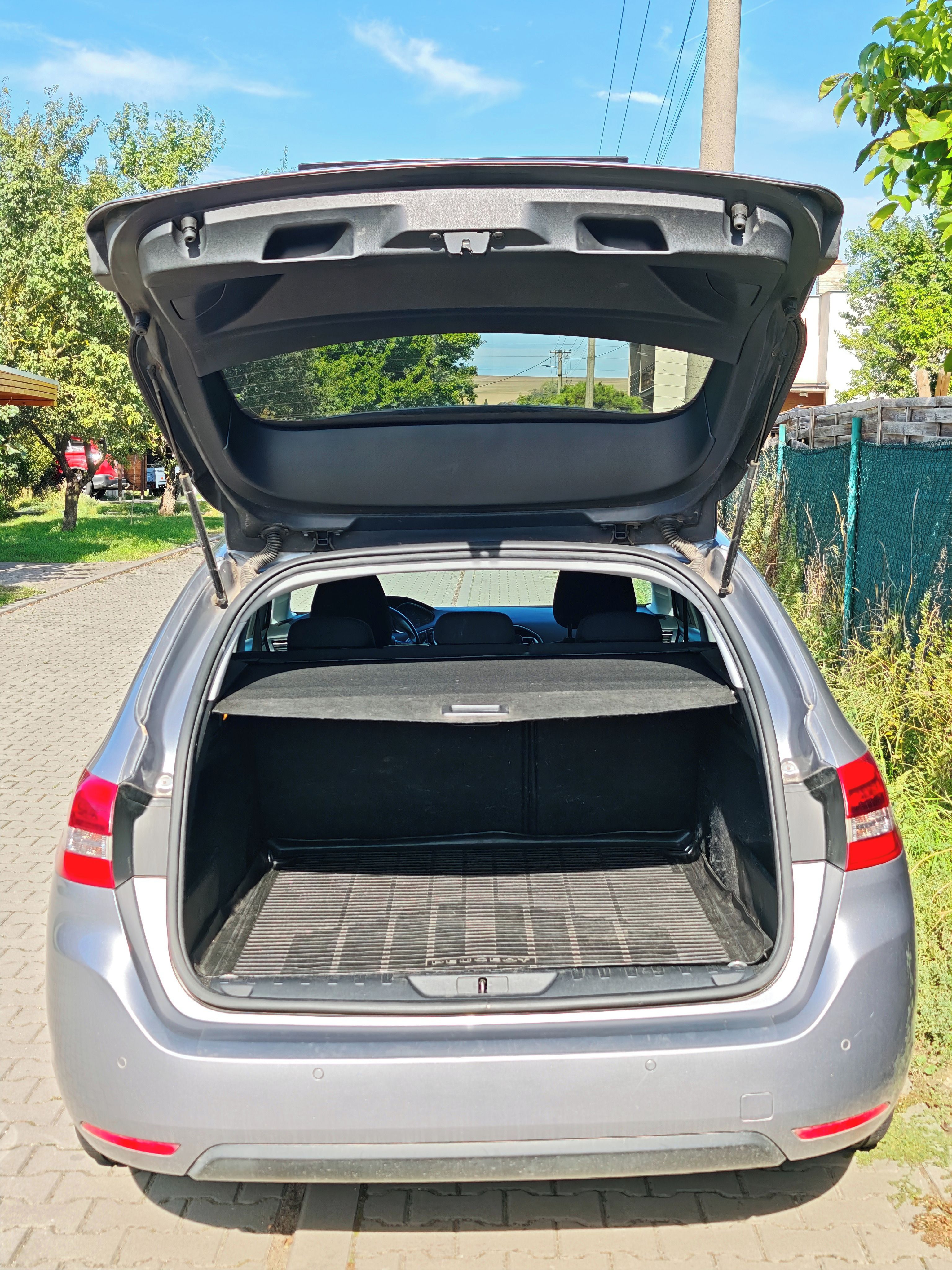 Peugeot 308, Peugeot 308 SW - fotka 6