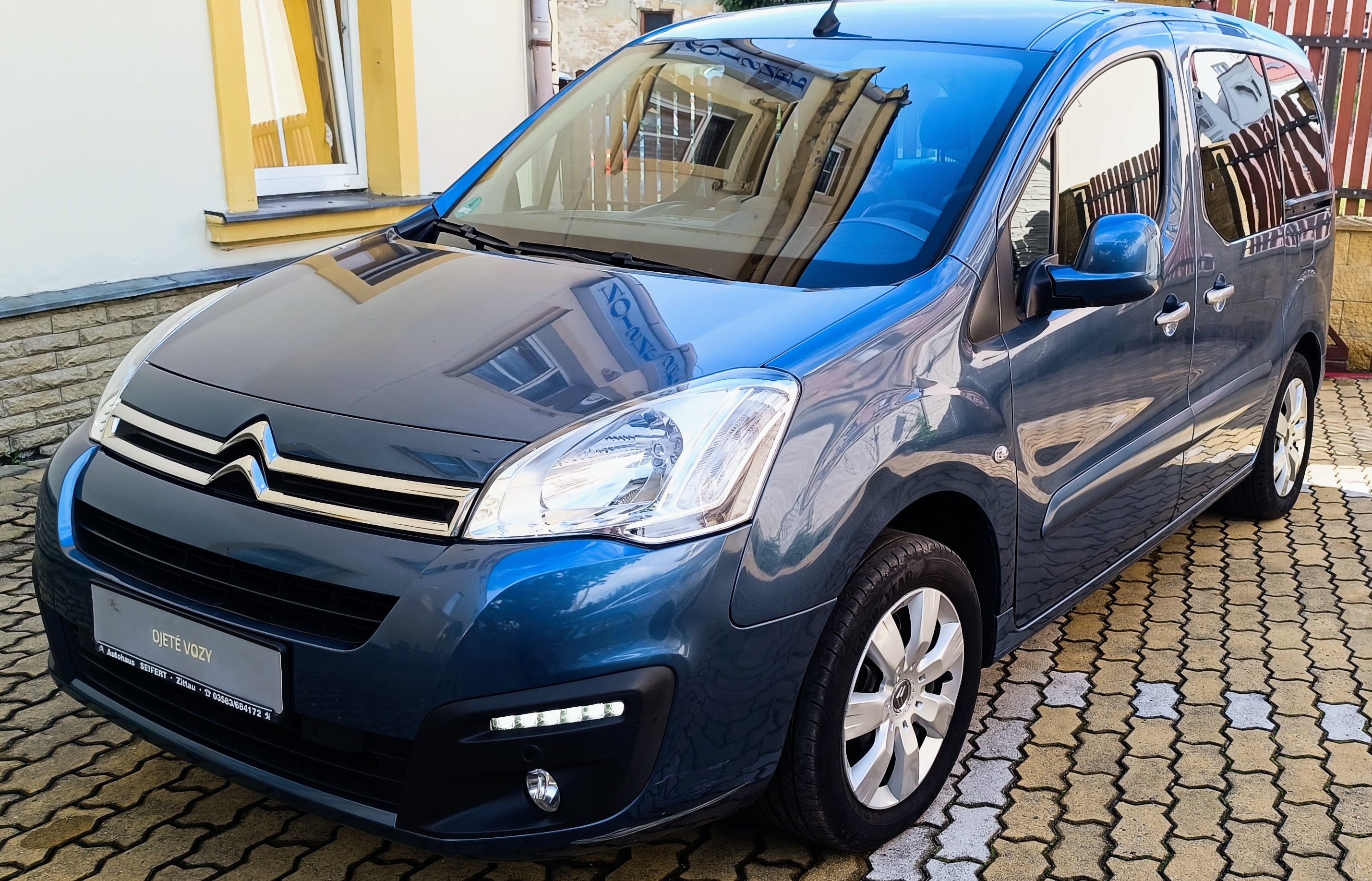 Citroën Berlingo, Berlingo 1,2i - PURE