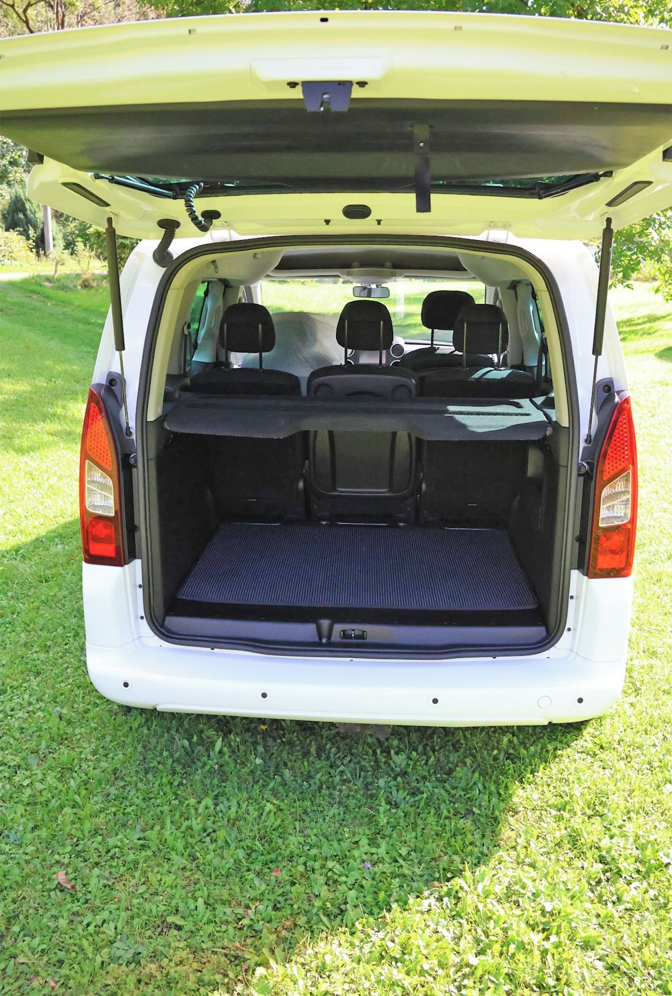 Citroën Berlingo, Citroën Berlingo 1.6 BlueHDi - fotka 5