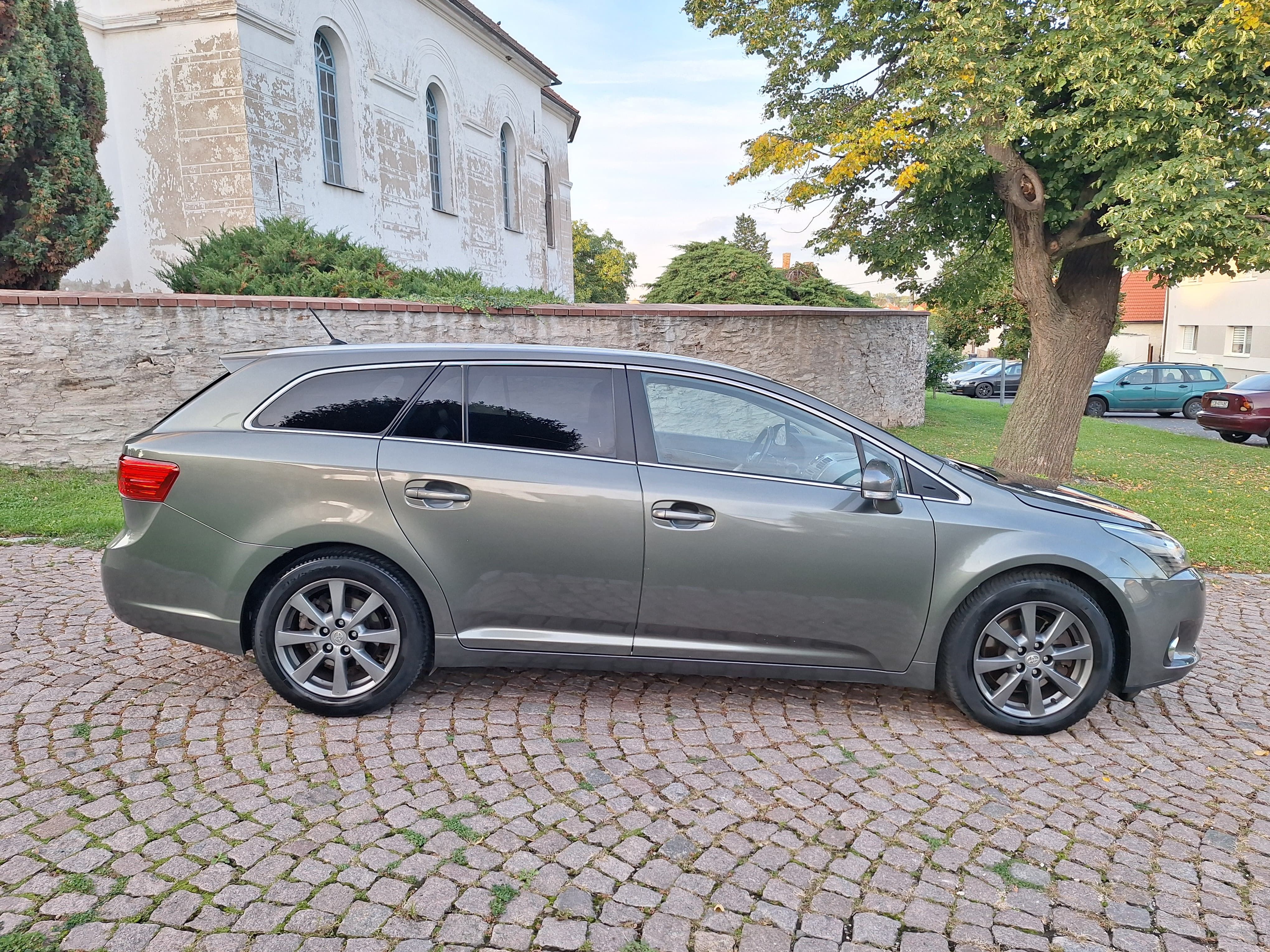 Toyota Avensis, Toyota Avensis 2.2D,TZ,Servis - fotka 5