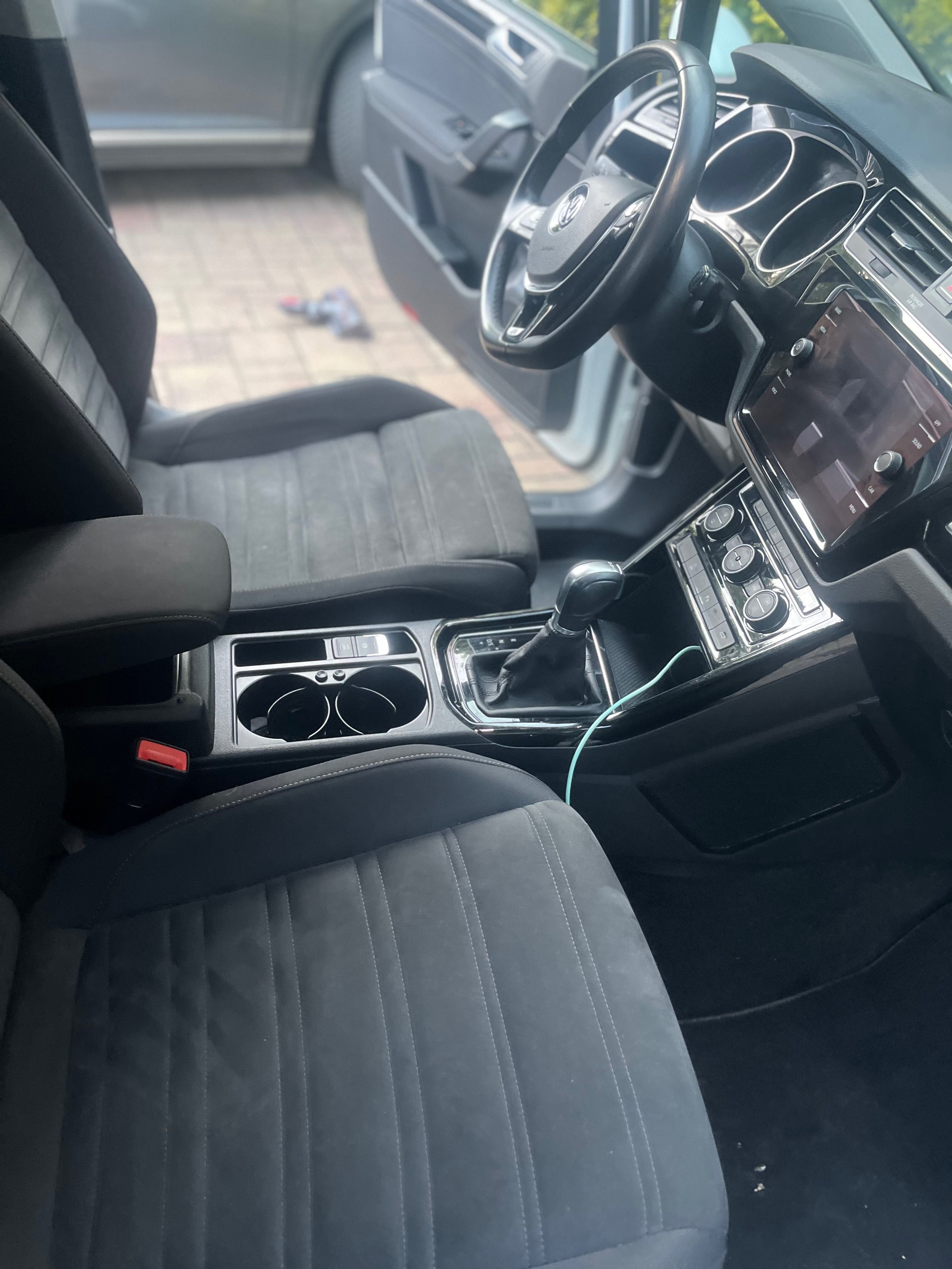 Volkswagen Touran, VW touran 1.5 tsi - fotka 4