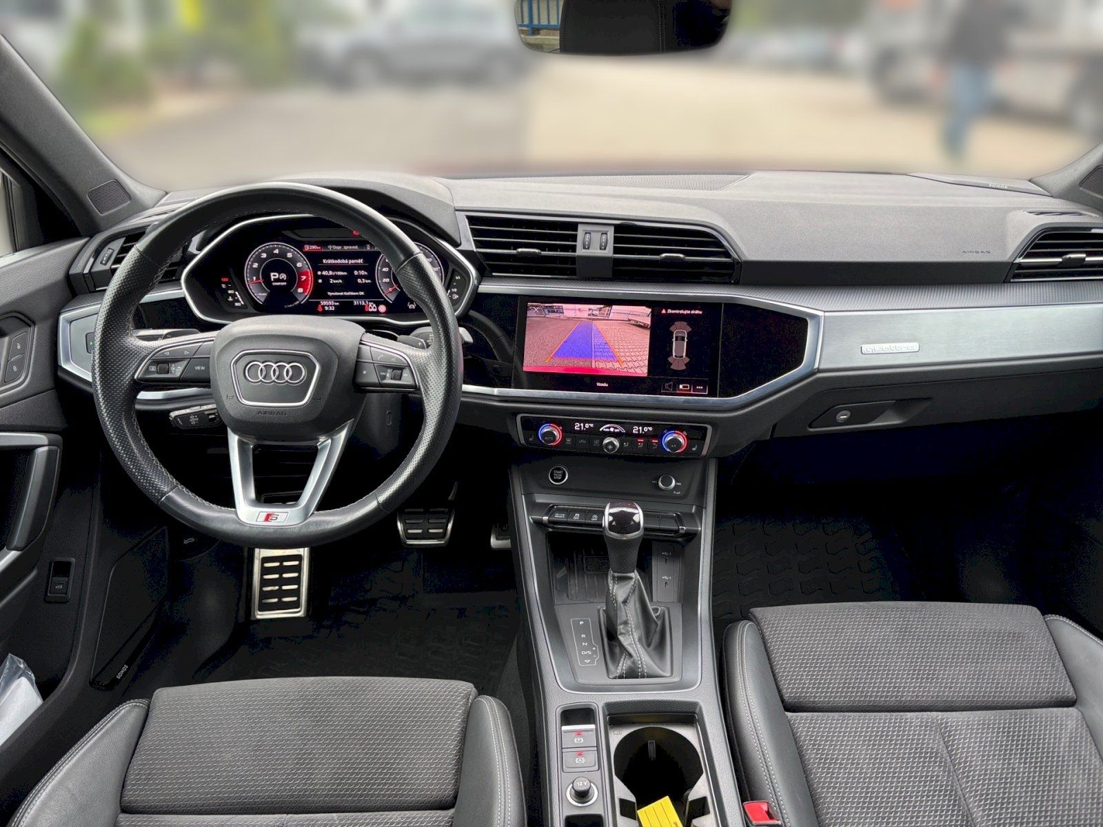 Audi Q3, Sportback S LINE 45 TFSI 180 K - fotka 5