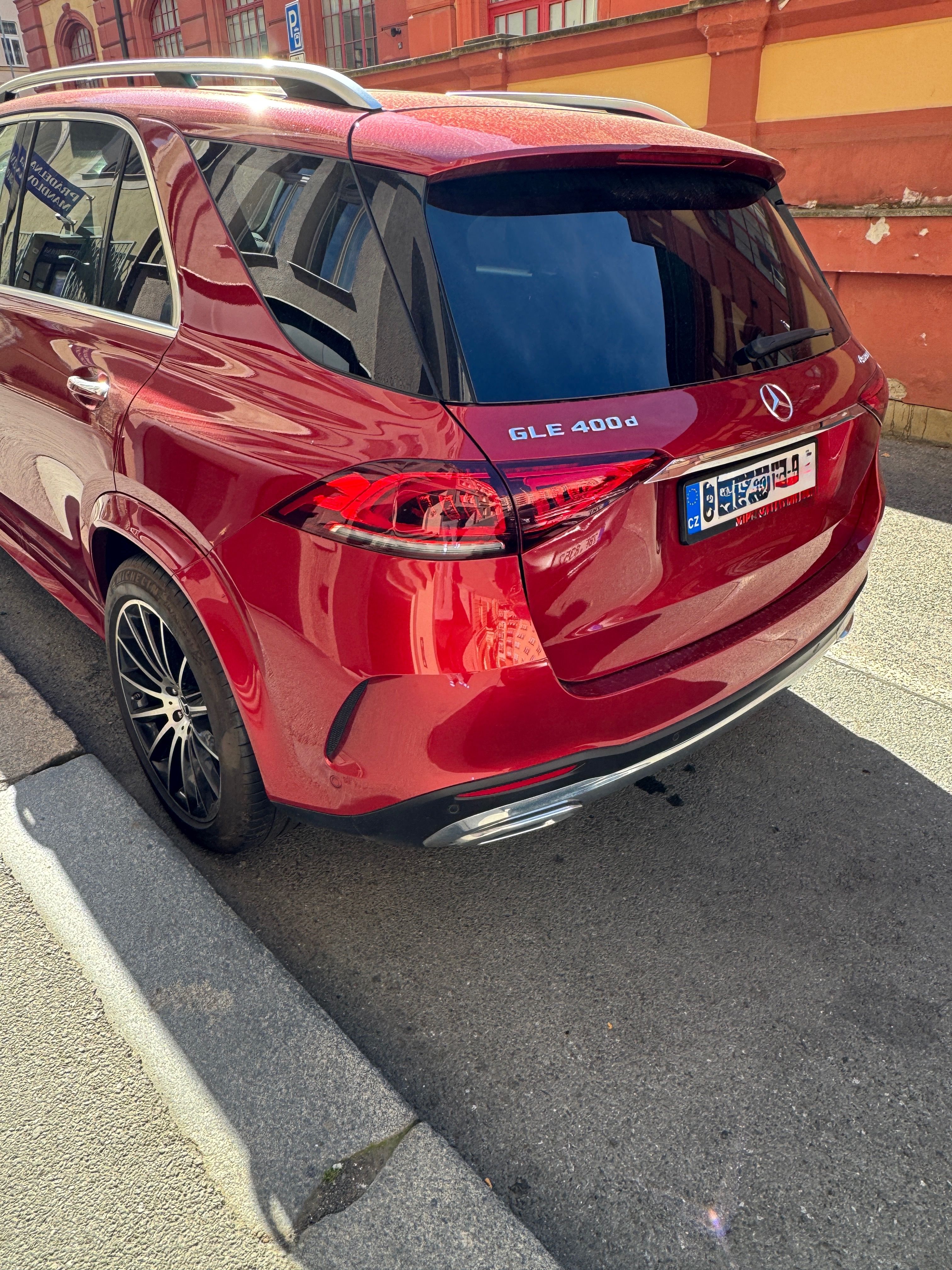 Mercedes-Benz GLE, 400d 4matic - fotka 6
