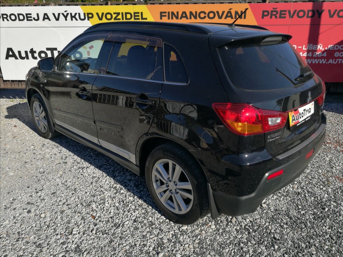 Mitsubishi ASX, 1,8 DI-D 4x4 1.majitel Instyle - fotka 4