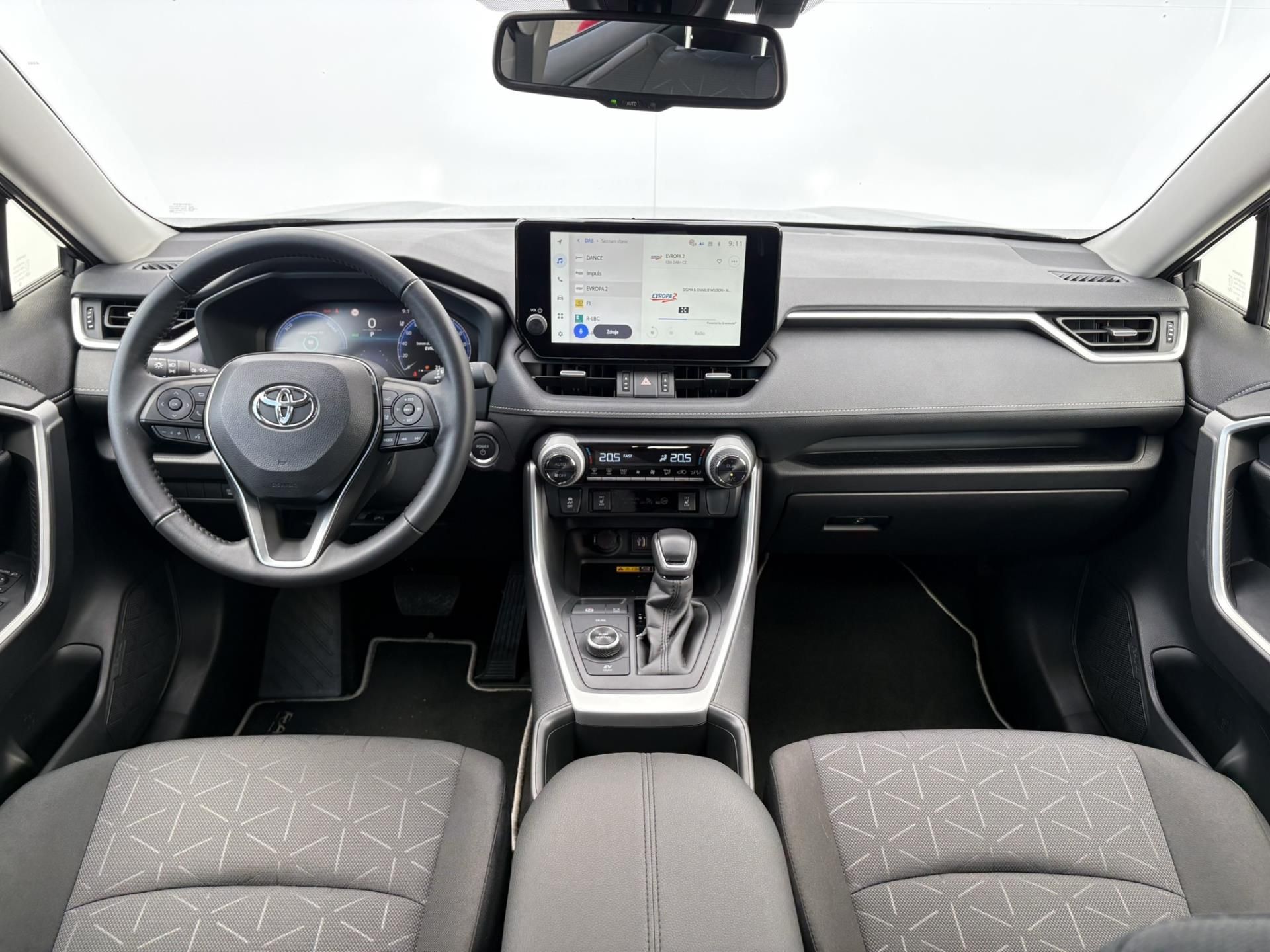 Toyota Rav4, 2.5 HSD e-CVT AWD Comfort Styl - fotka 4