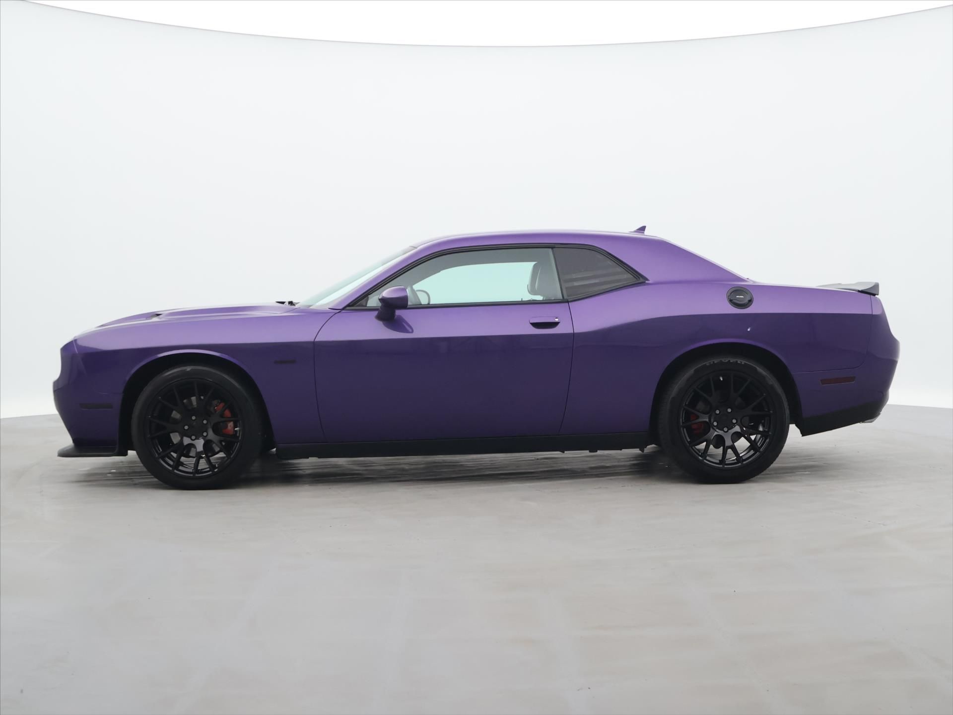Dodge Challenger, 5,7 V8 HEMI 277KW Aut.klima - fotka 4