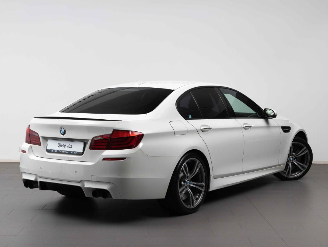 BMW M5 - fotka 4