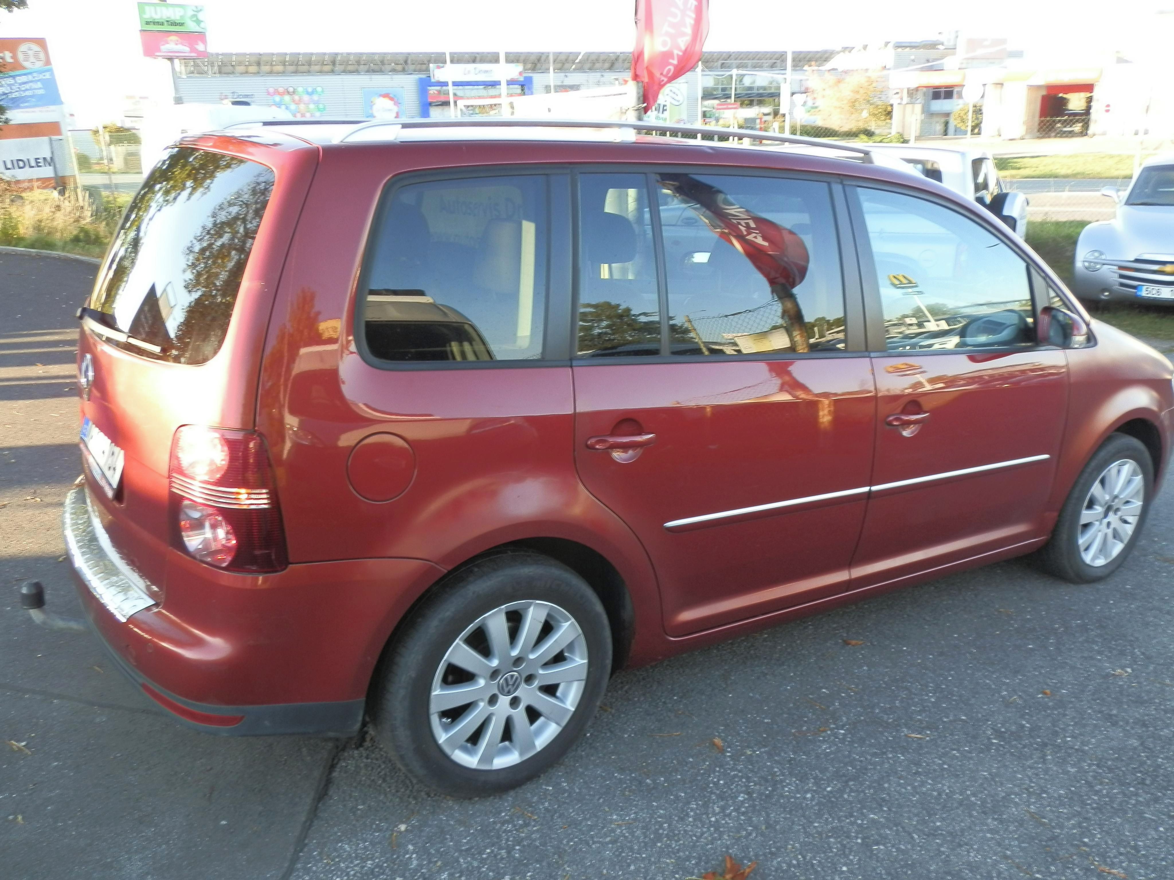 Volkswagen Touran, 1,4 TSi - fotka 5