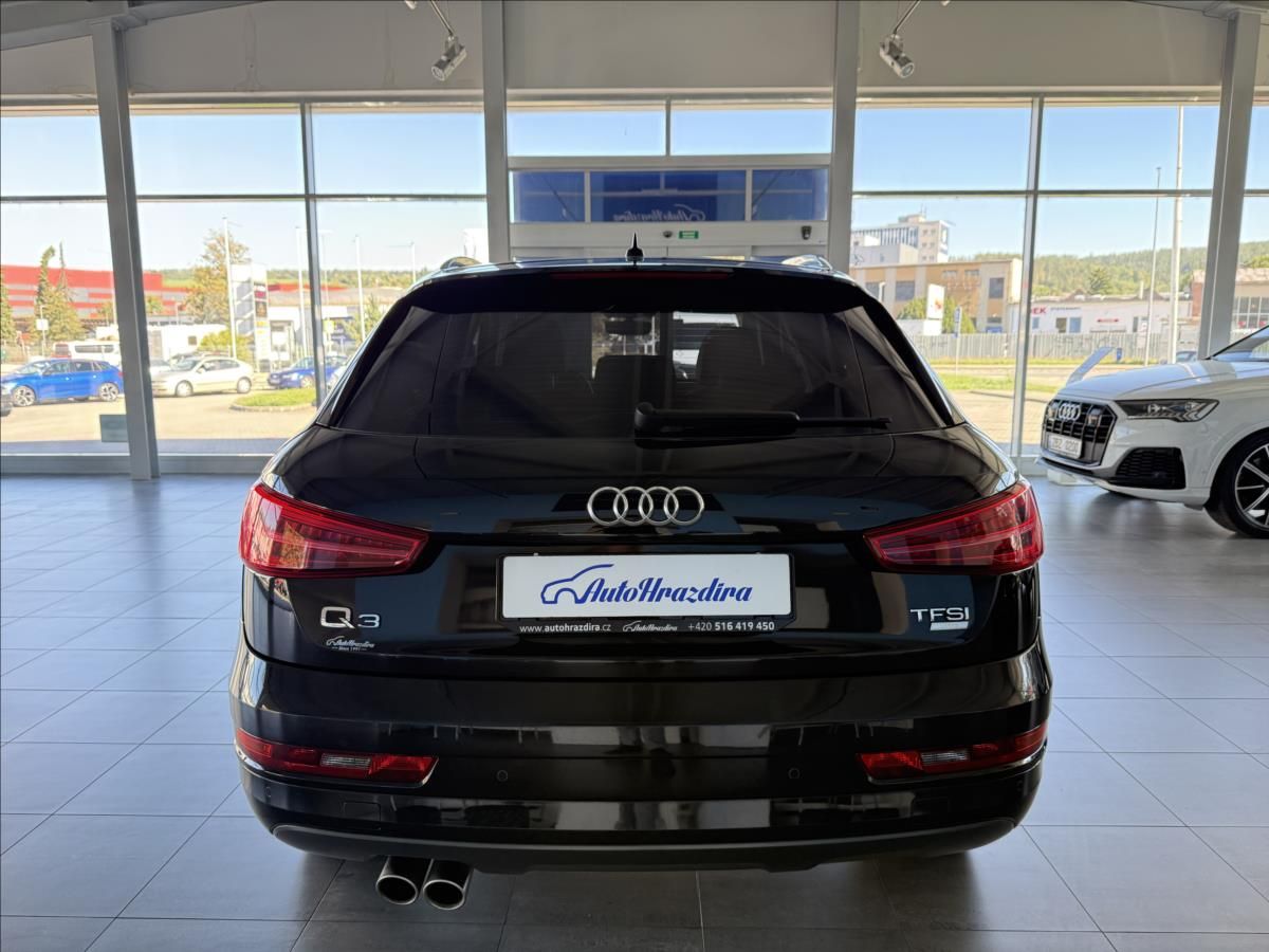 Audi Q3, 1,4   TSI 110kW,SERVISKA,TAŽNE - fotka 5