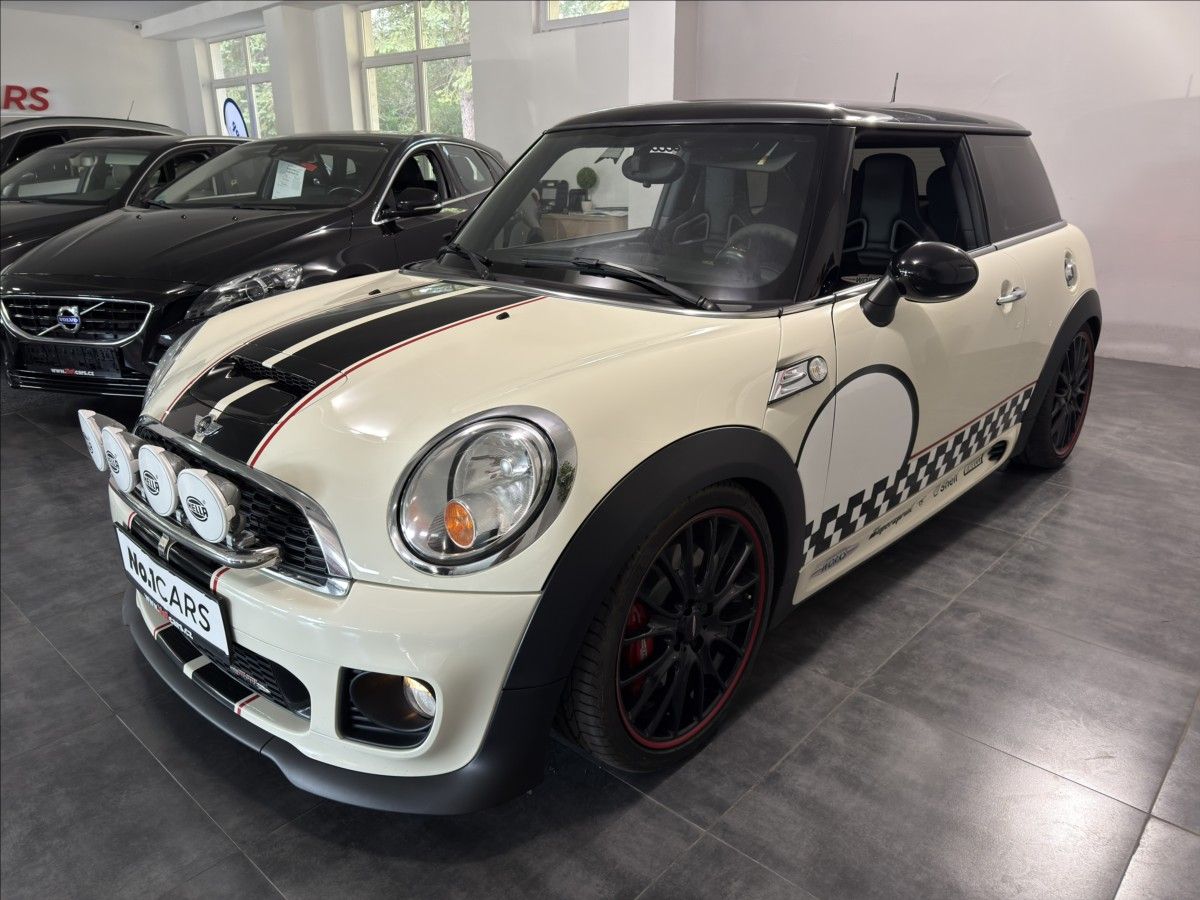 Mini Cooper, 1,6   JWC RECARO SUPERSPRINT - fotka 3