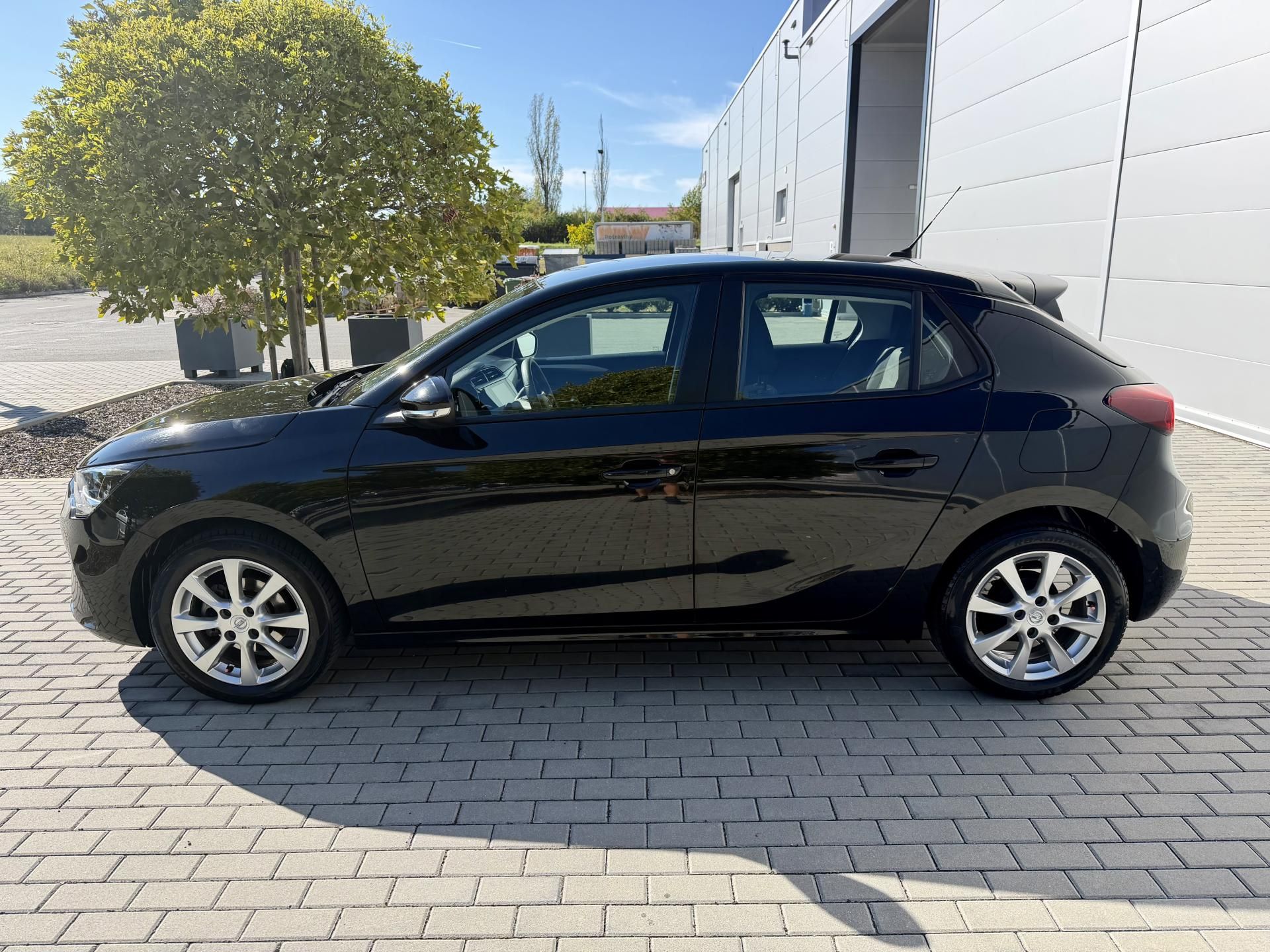 Opel Corsa, 1.2i klima 1 . maajitel - fotka 5