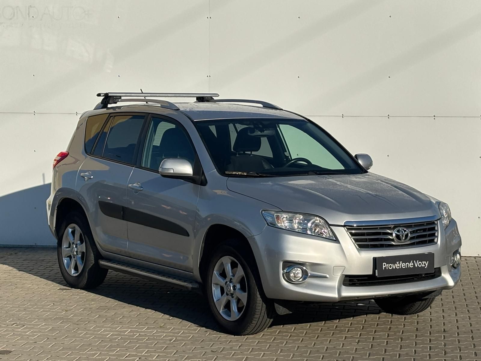 Toyota Rav4, 2.2 D-4D 4x4 110kW - fotka 6