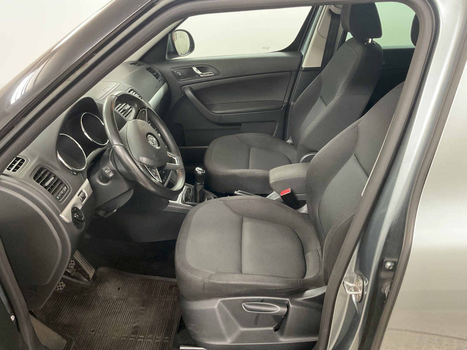Škoda Yeti, 1,2 TSI 81 kW  6 Manualni - fotka 5