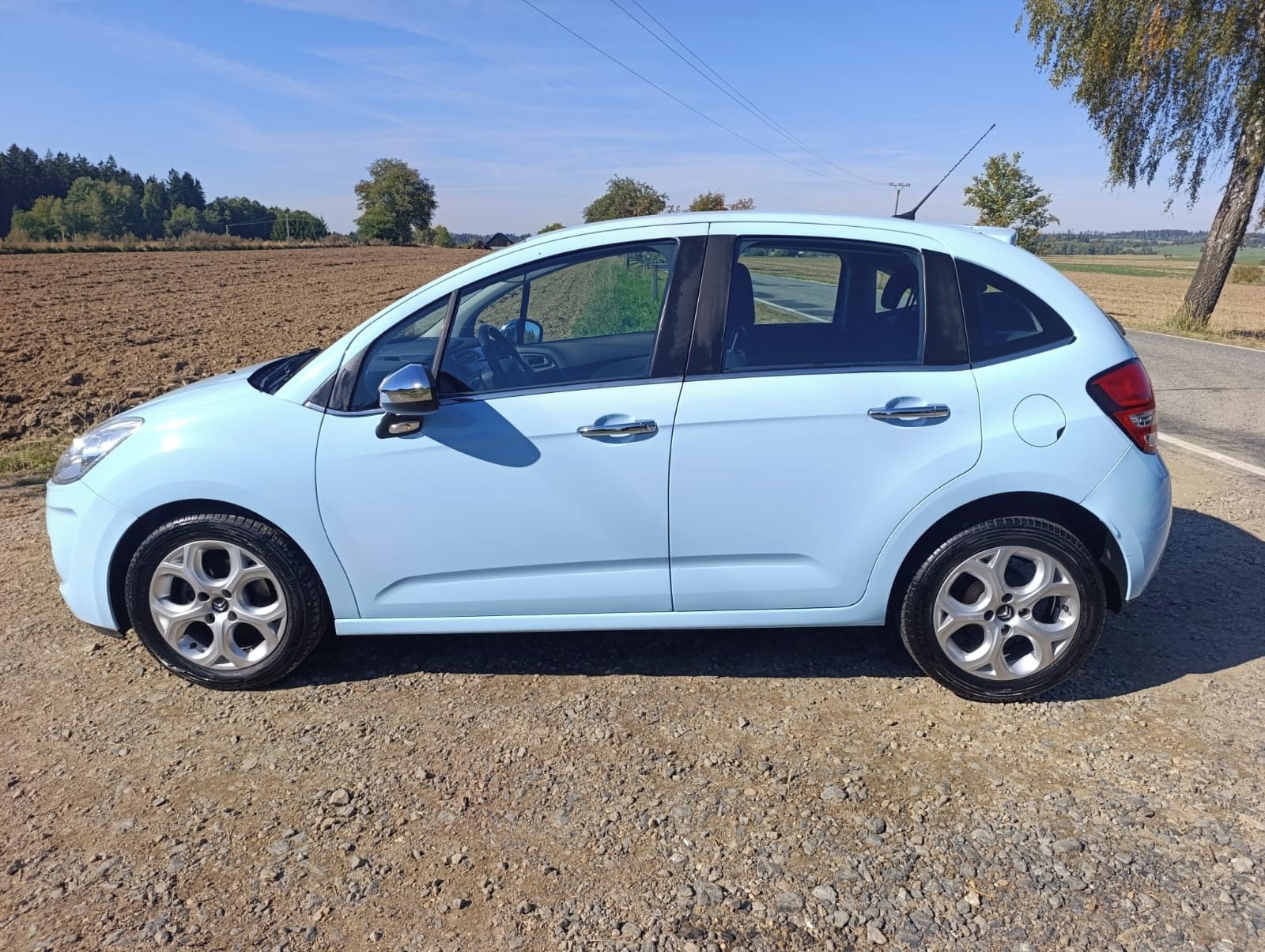Citroën C3, 1.4i, po CELKOVÉM SERVISU! - fotka 6
