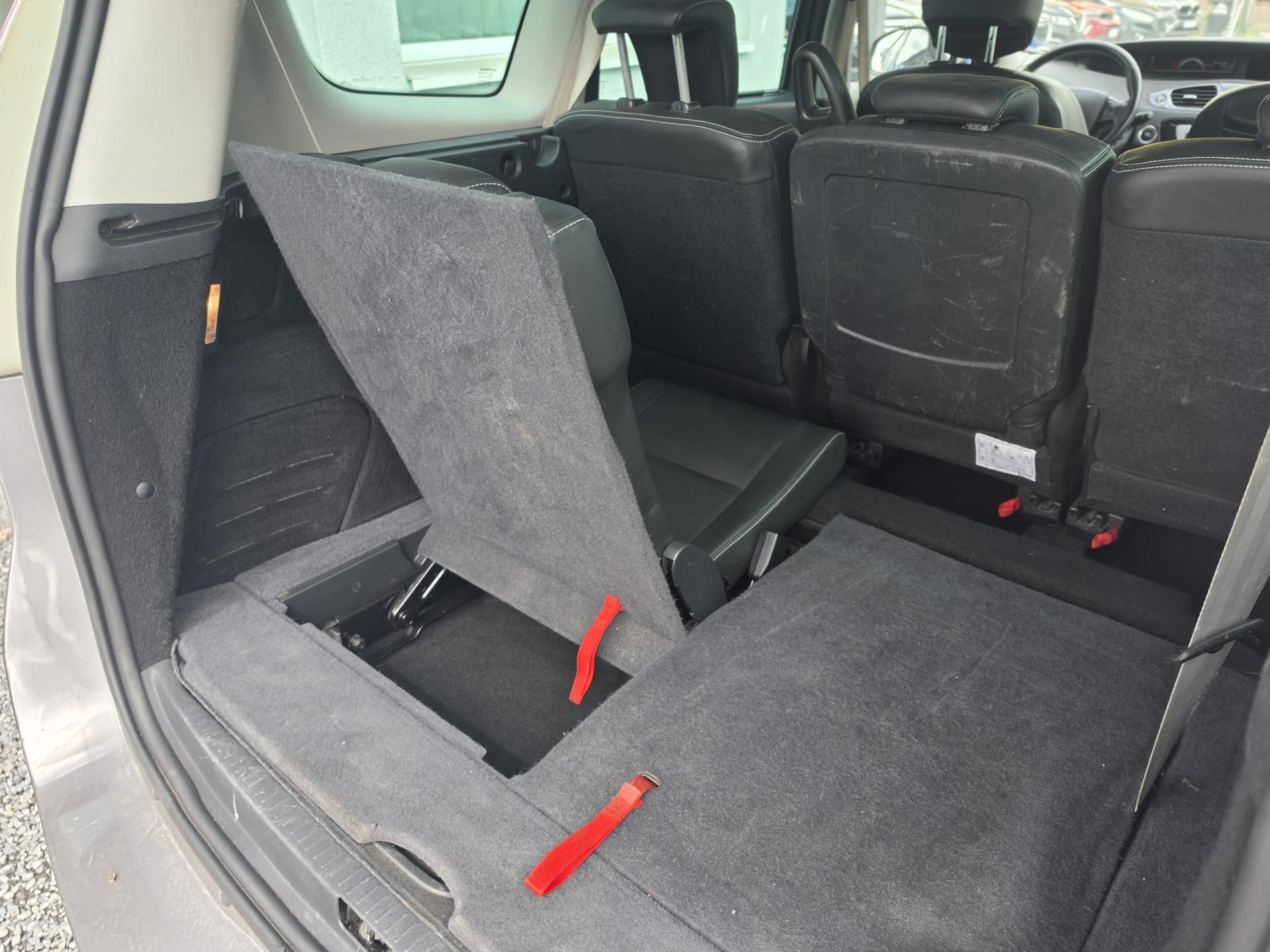 Renault Grand Scénic, 1.6 DCI 7 Míst Bose Kamera - fotka 5