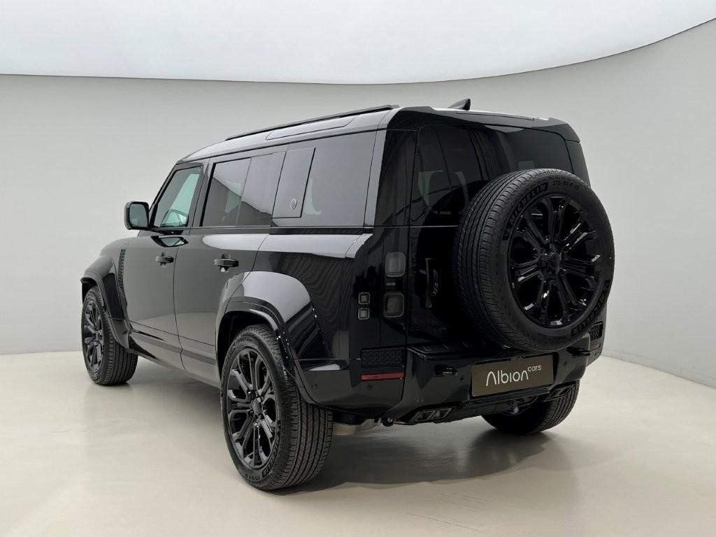 Land Rover Defender, 110 P635 OCTA BLACK AWD AUT - fotka 4