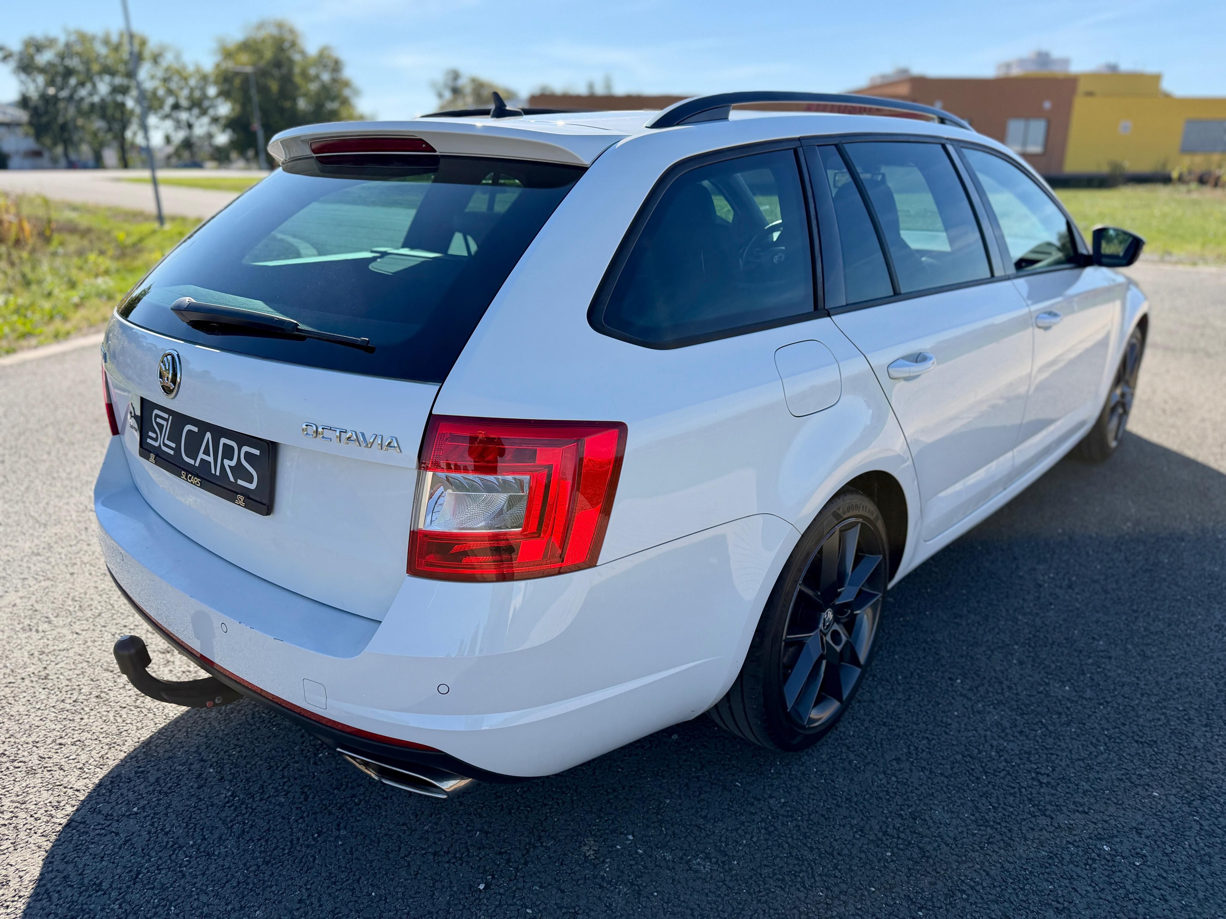 Škoda Octavia, RS 2.0 TSI CHALLENGE DSG TAŽNÉ - fotka 5
