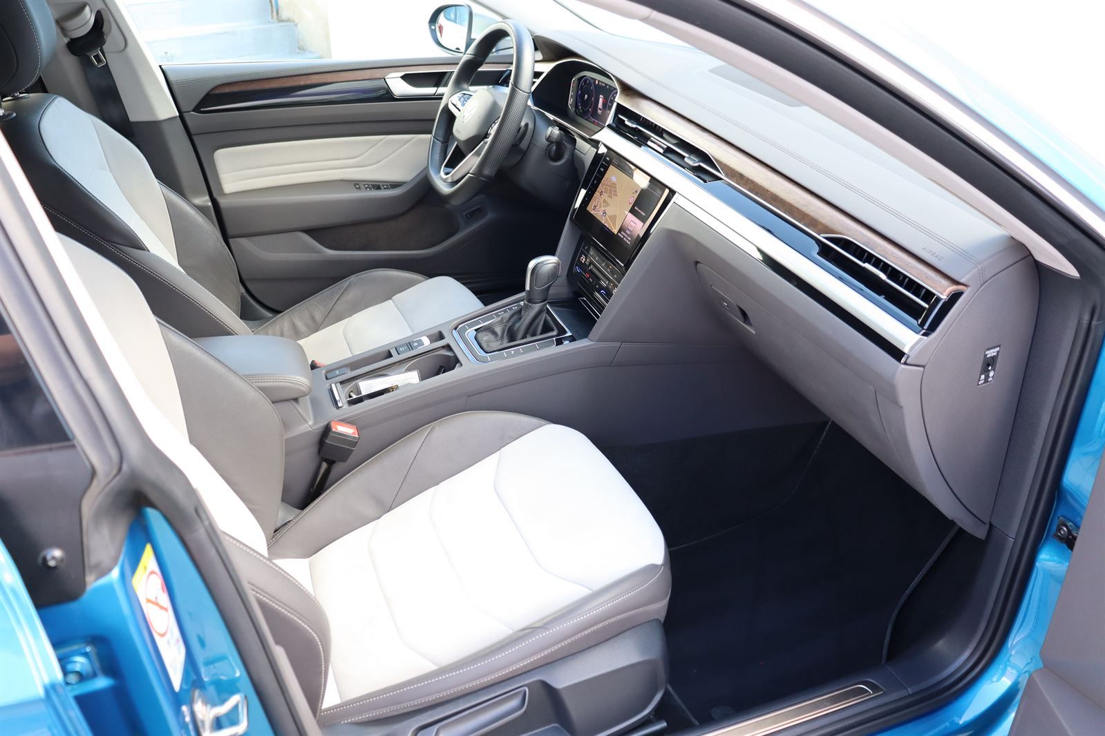 Volkswagen Arteon, 2.0 TDI BMT DSG ShBrake - fotka 4