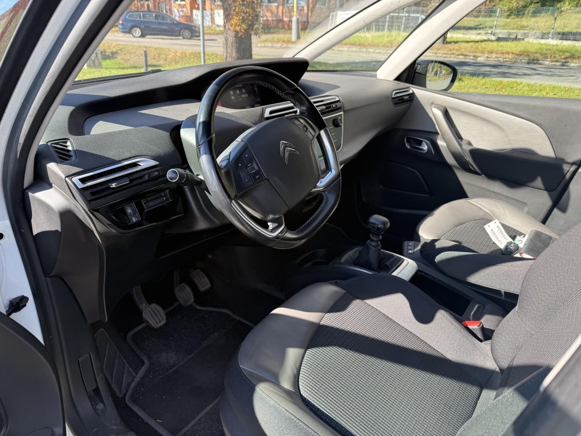 Citroën C4 SpaceTourer, 1.2i 96kw - fotka 5