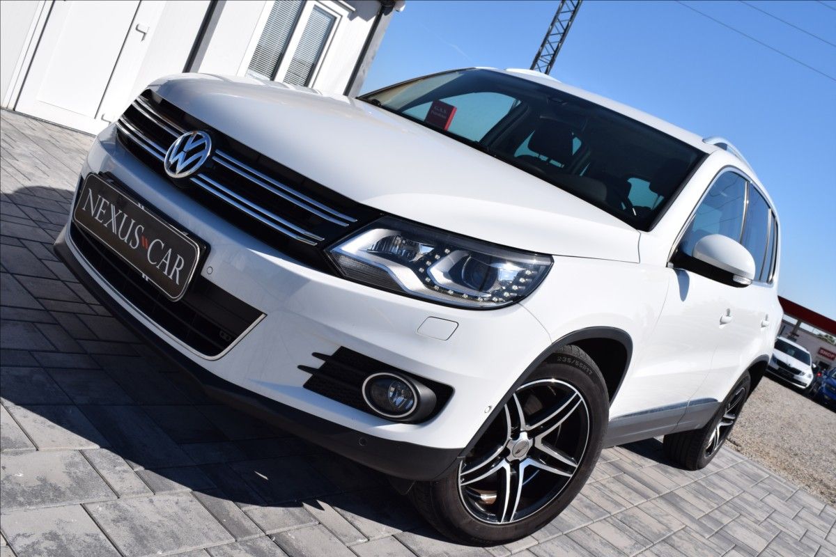 Volkswagen Tiguan, 1,4 i 90kw BI-XENON PANORAMA