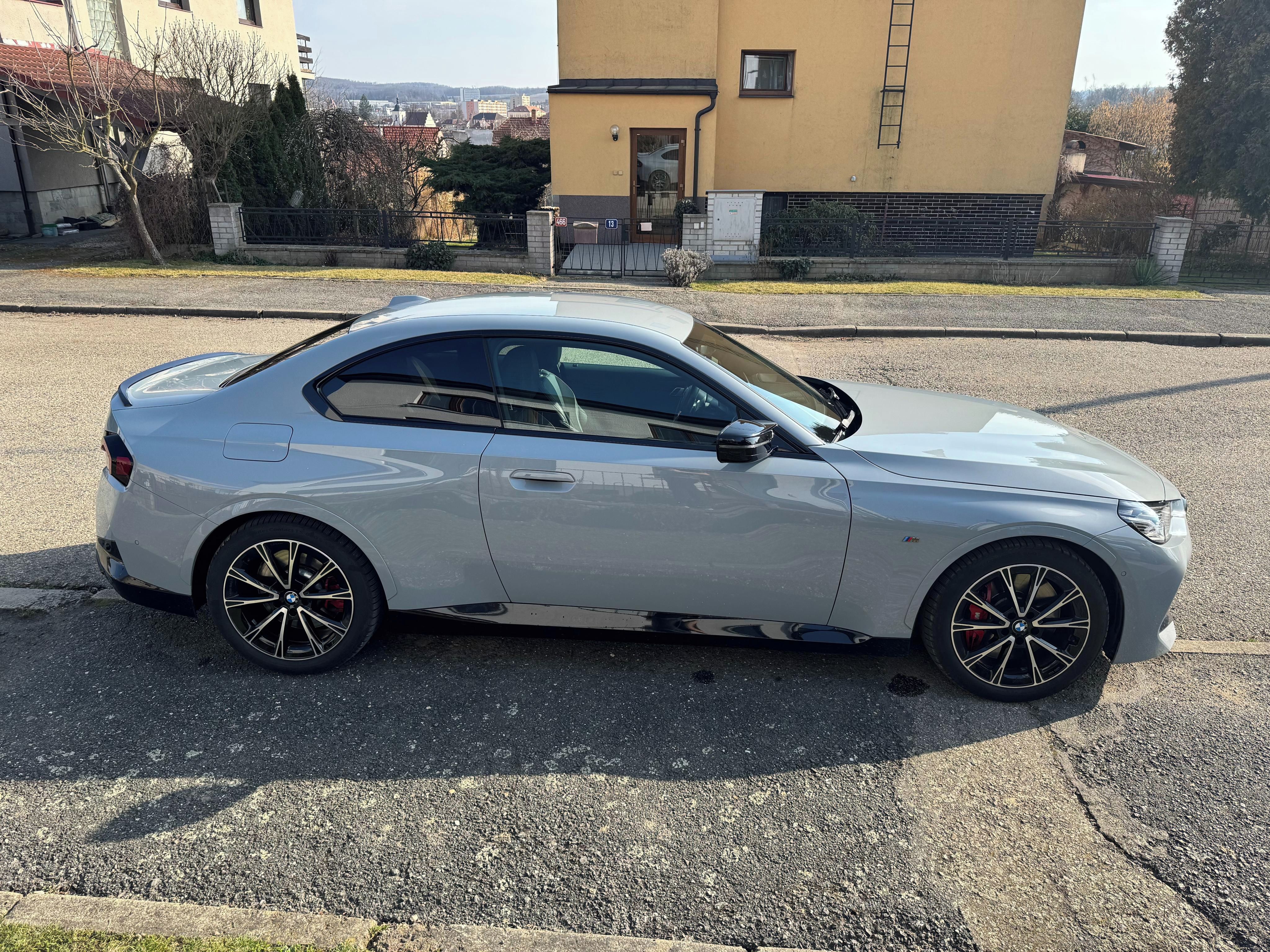 BMW Řada 2, BMW M240i xDrive G42 - fotka 4