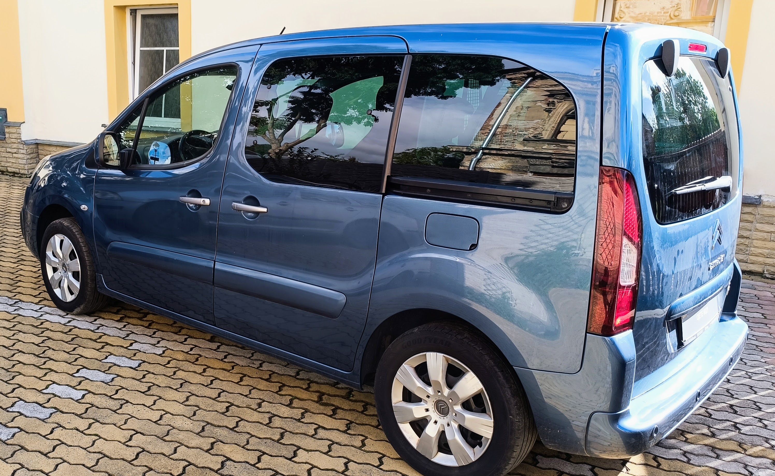 Citroën Berlingo, Berlingo 1,2i - PURE - fotka 3
