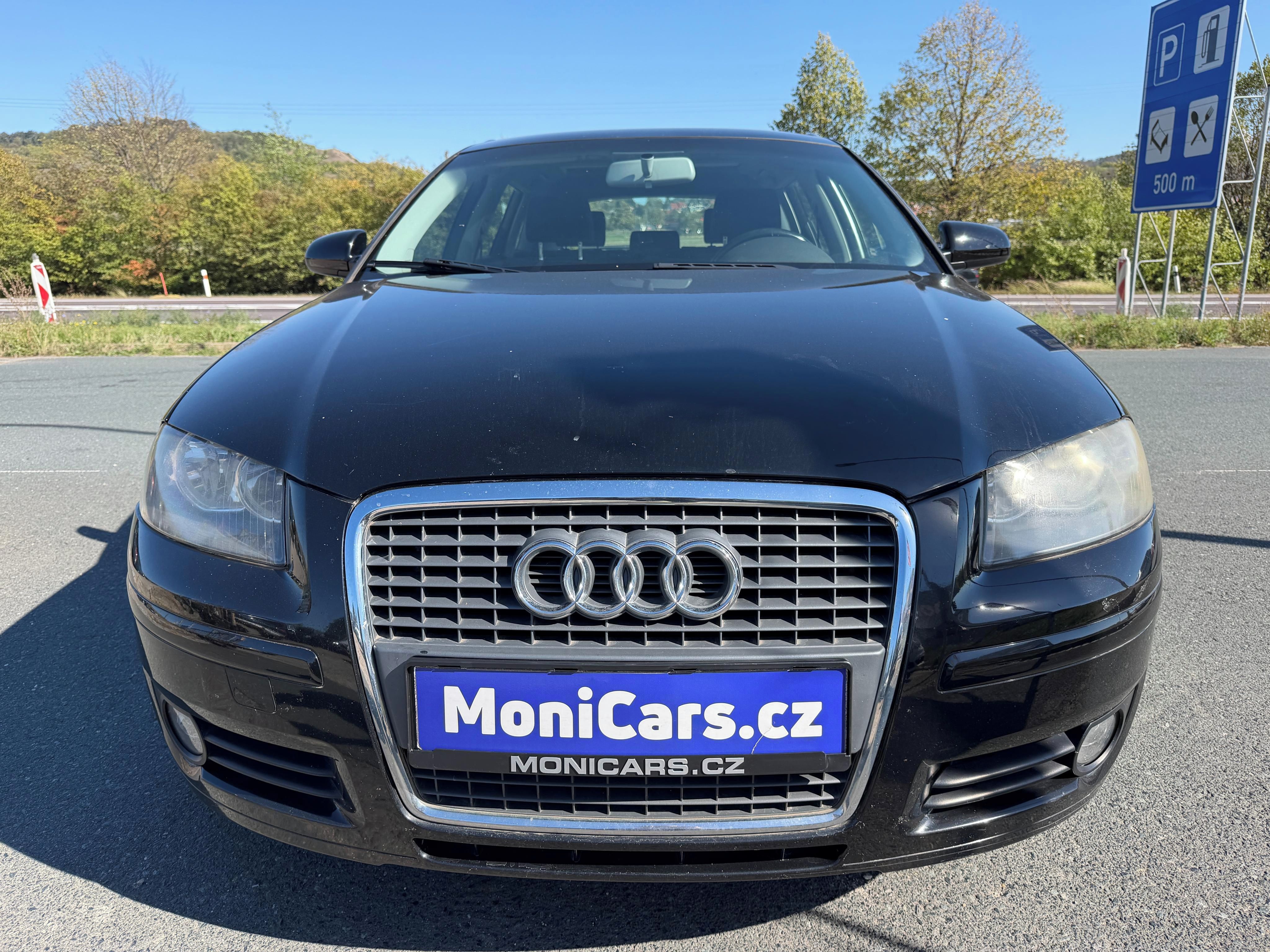 Audi A3, 1.6 i 75kW SPORTBACK - fotka 2