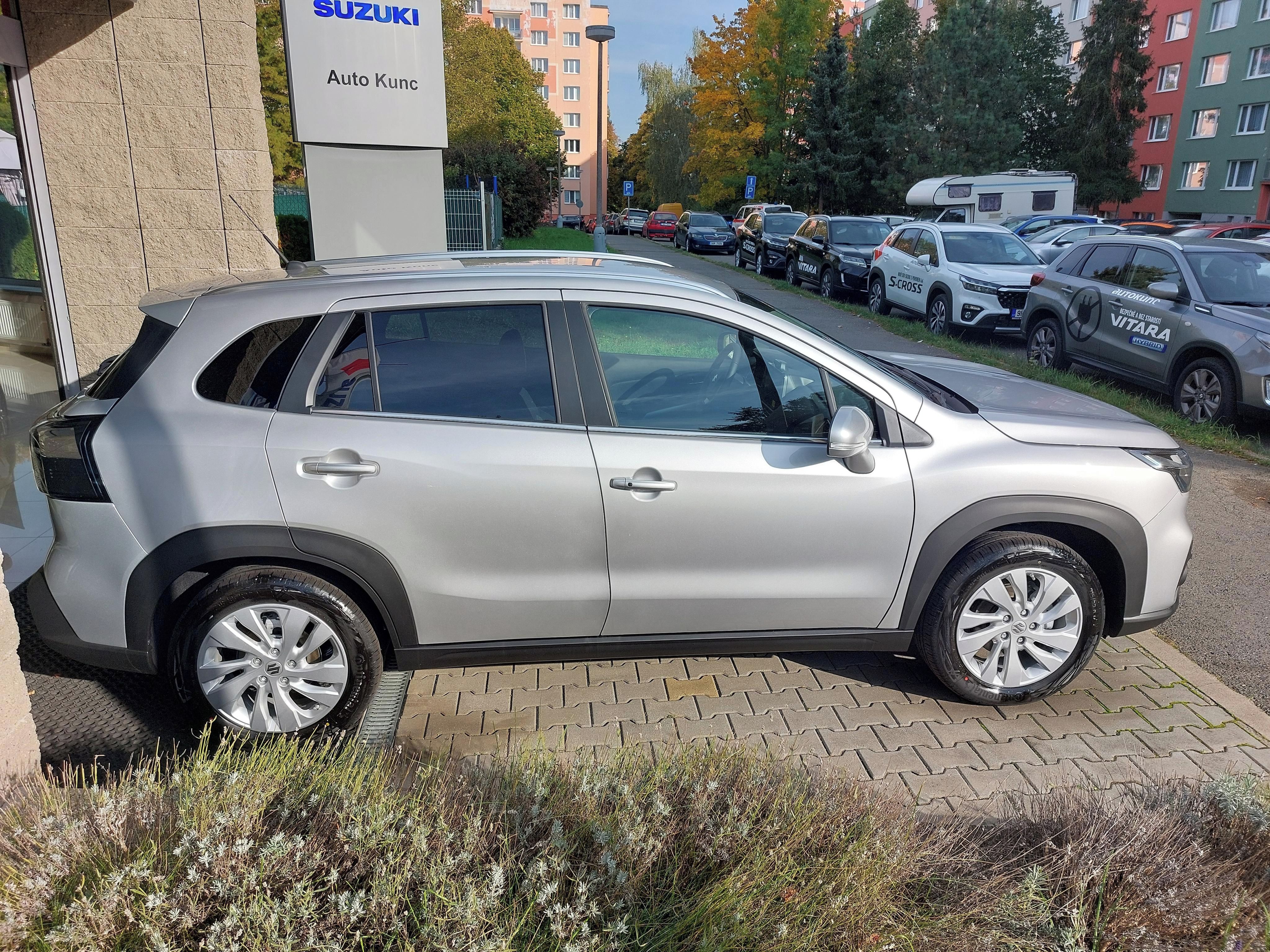 Suzuki S-Cross, 1.4 Premium Hybrid - fotka 5