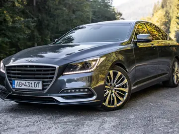 Hyundai Genesis