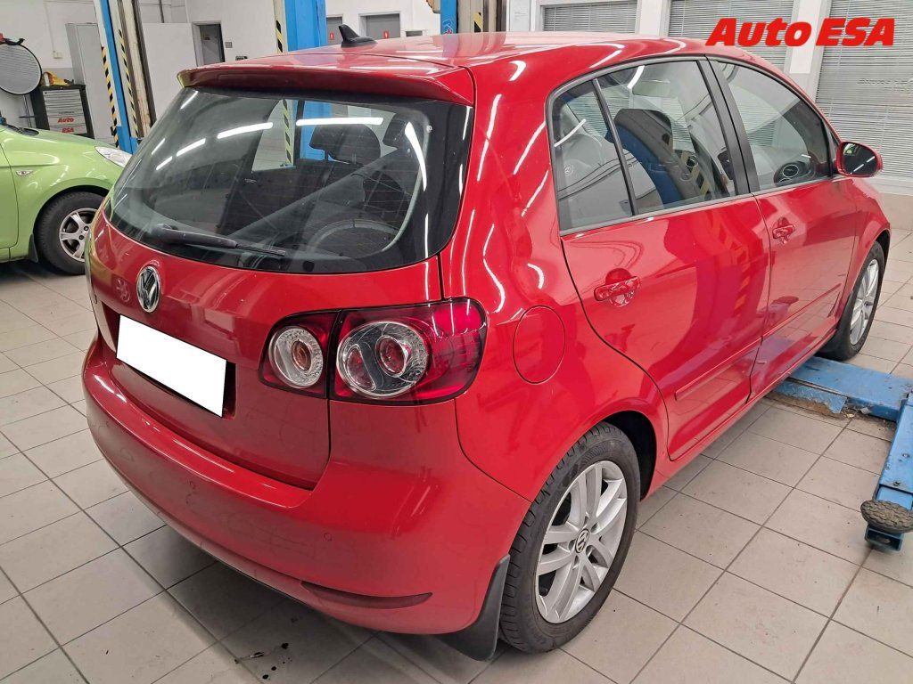 Volkswagen Golf Plus, 2.0 TDi,2.maj,ČR - fotka 2