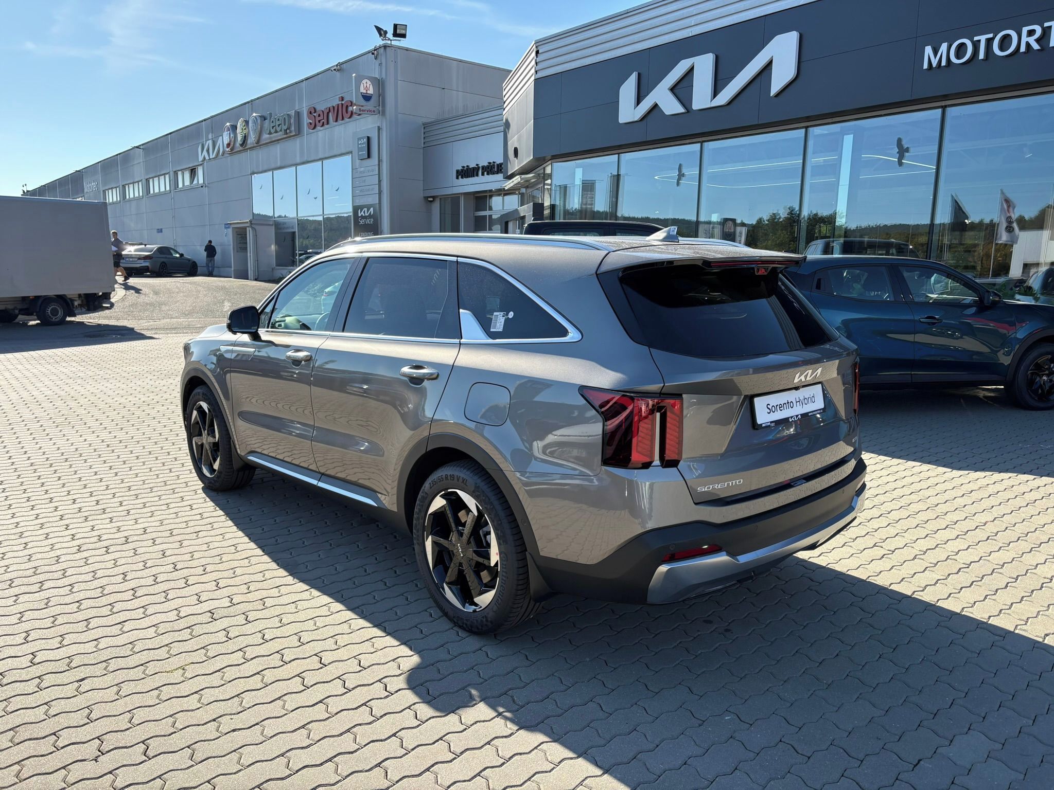 Kia Sorento, 1,6 T-GDi GPF HEV 4x4 6AT 5P T - fotka 5