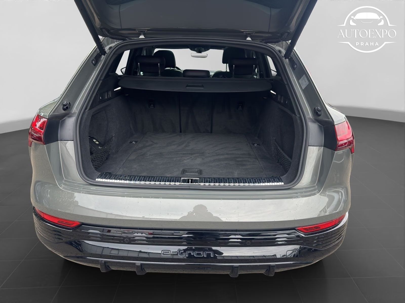 Audi Q8 e-tron, 50 Q S LINE EDITION* - fotka 3