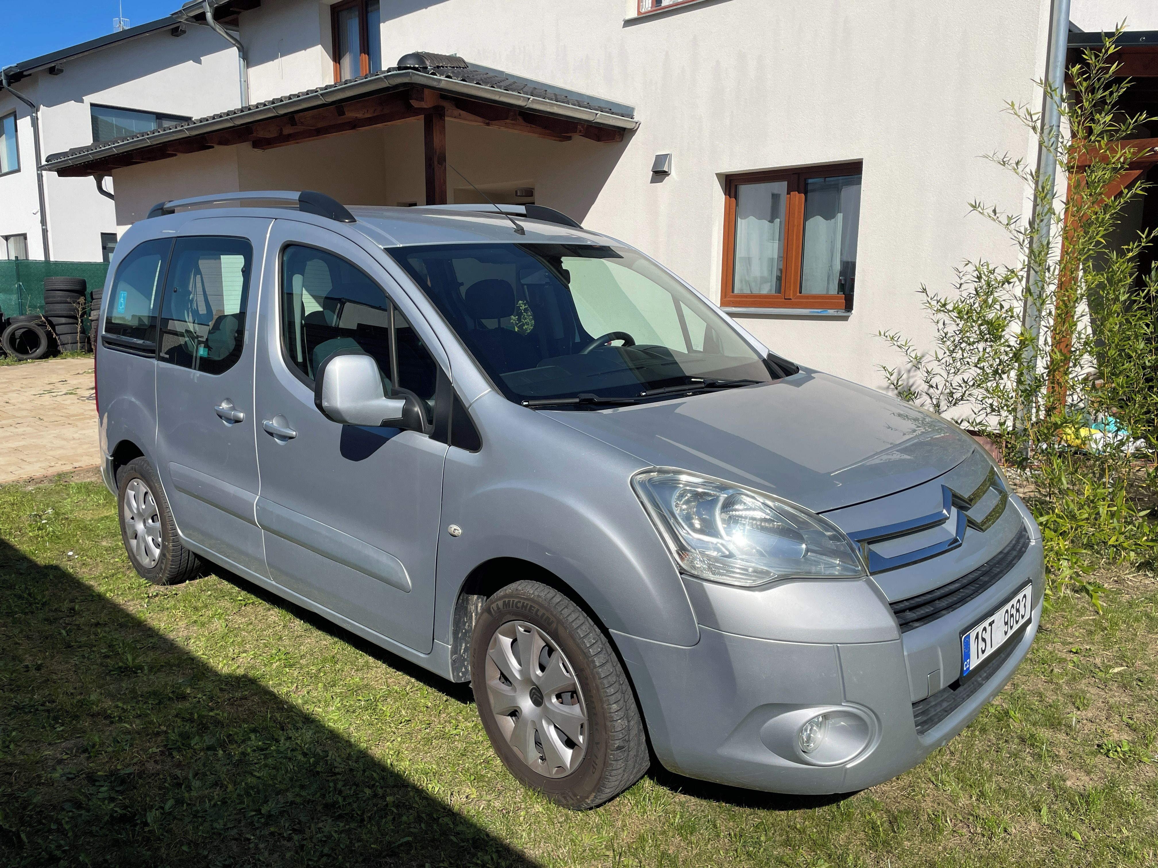 Citroën Berlingo, PRO PŘEVOZ VOZÍČKÁŘE - fotka 3