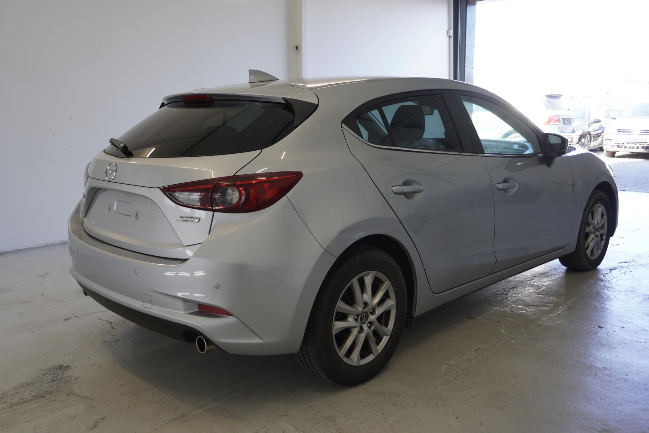 Mazda 3, 2,0I SKYACTIV-G - fotka 5