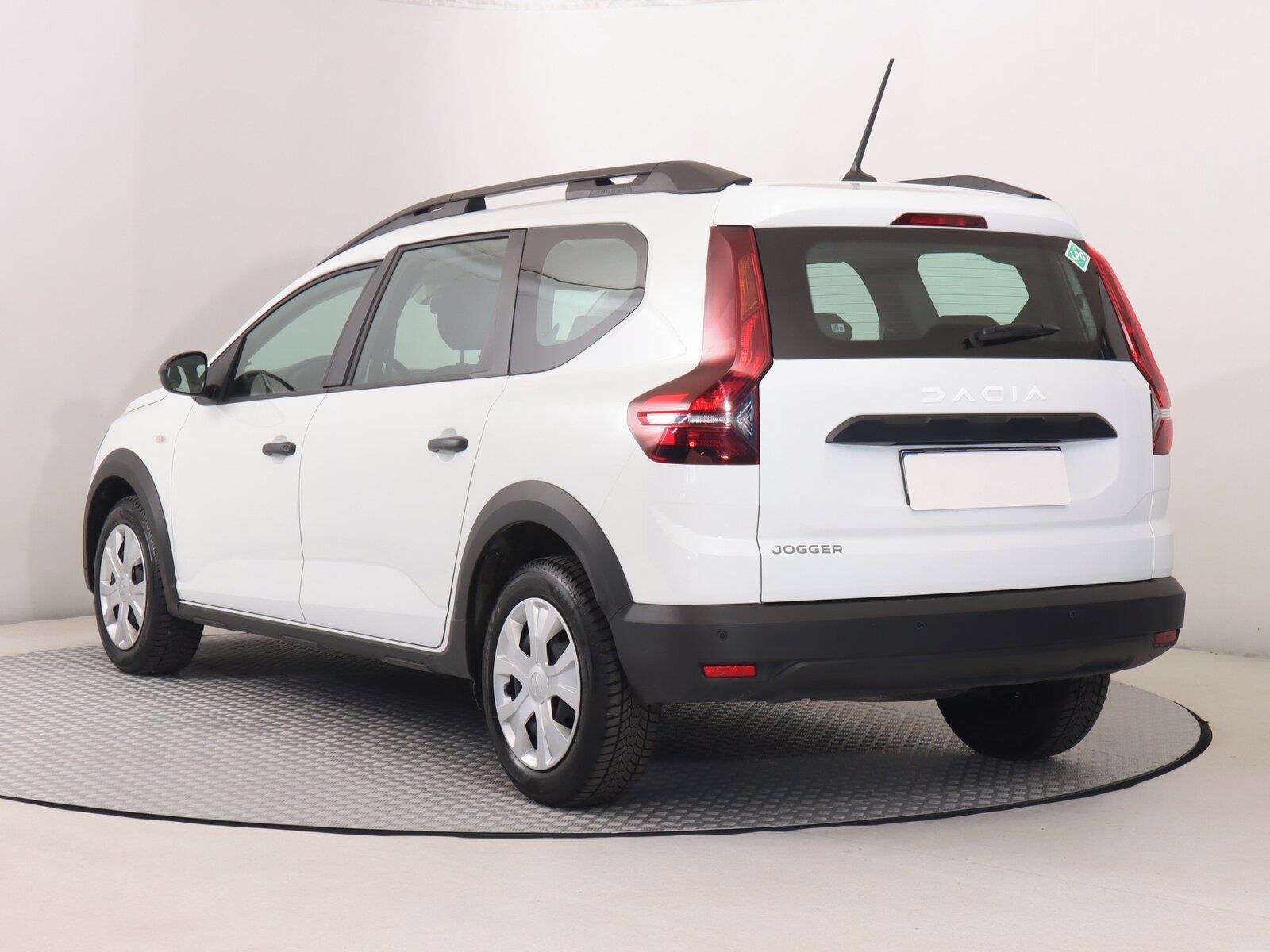 Dacia Jogger, 1.0 TCe, 7 míst, Serv.kniha - fotka 4