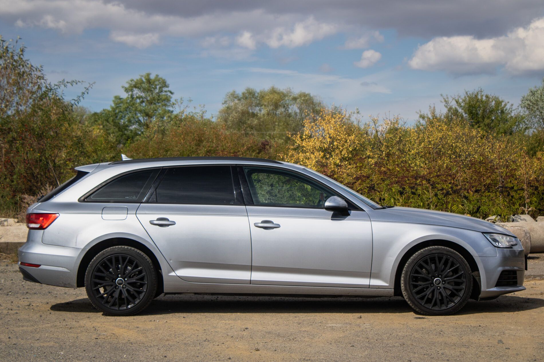 Audi A4 Avant - fotka 4