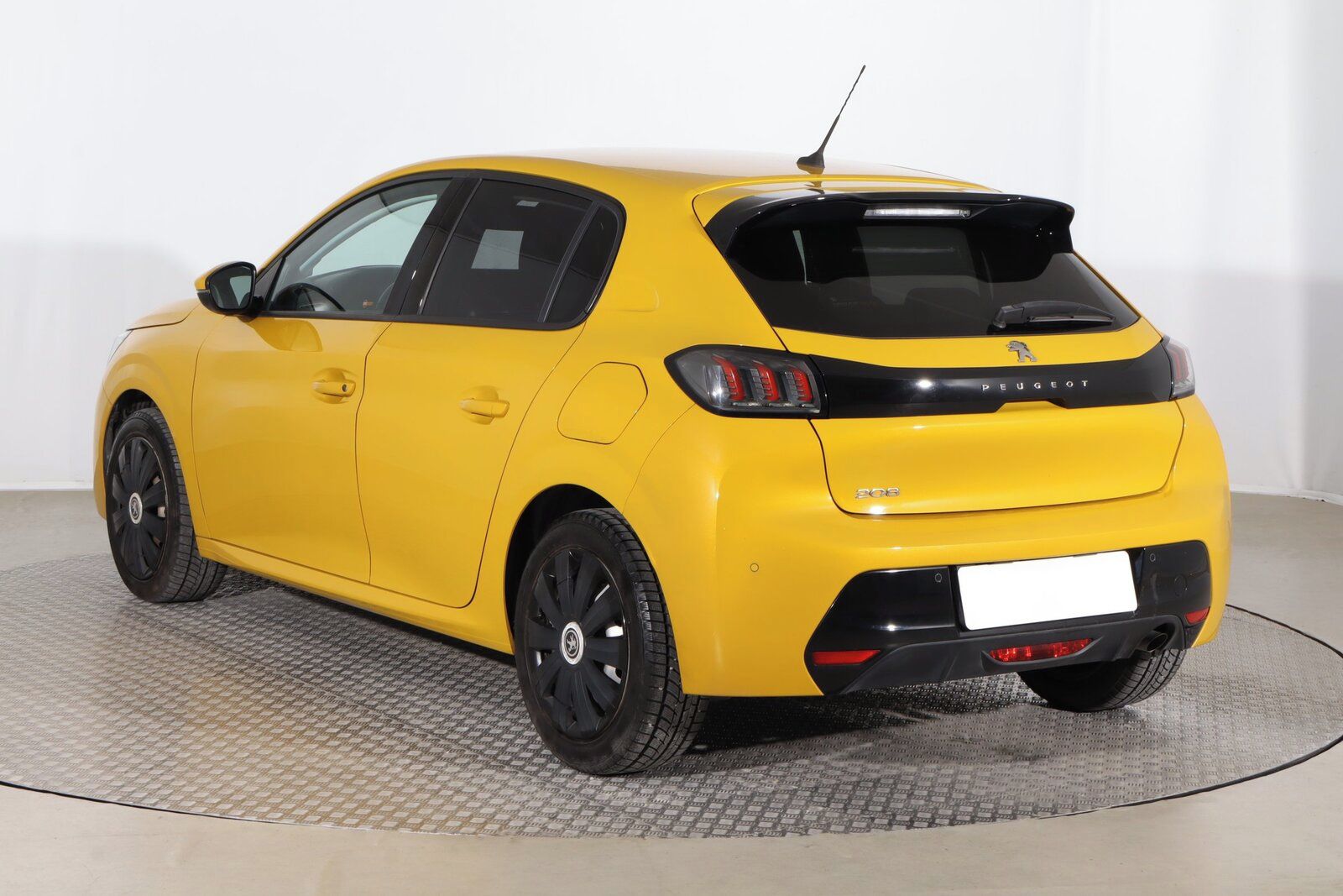 Peugeot 208, 1.2 PureTech, Automat - fotka 4
