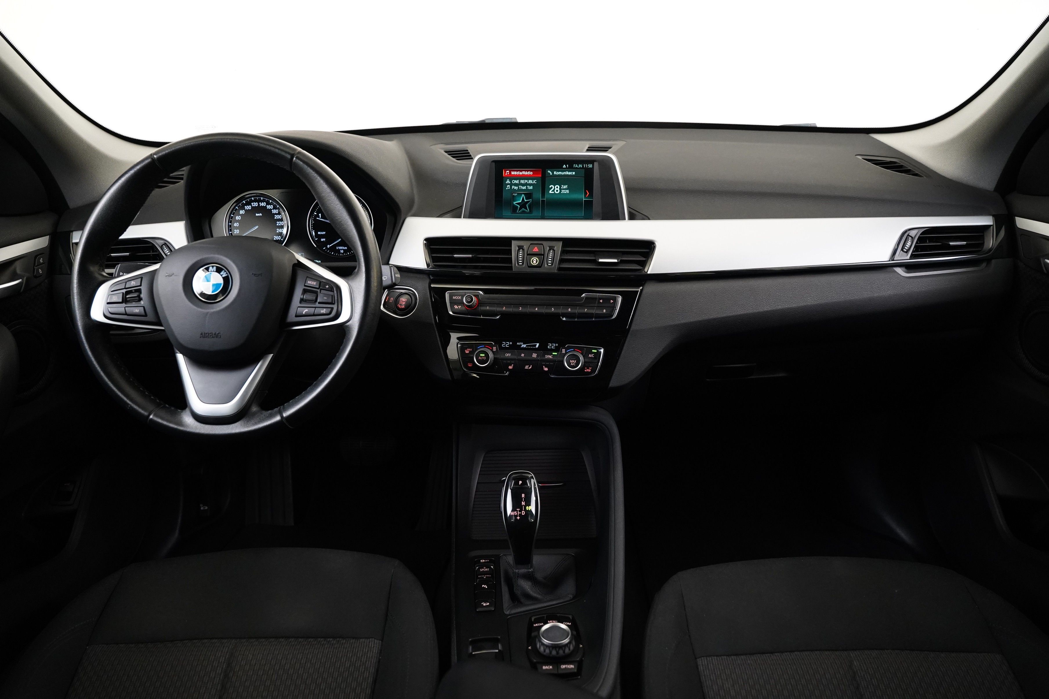 BMW X1, 18d 110 kW xDrive - fotka 5