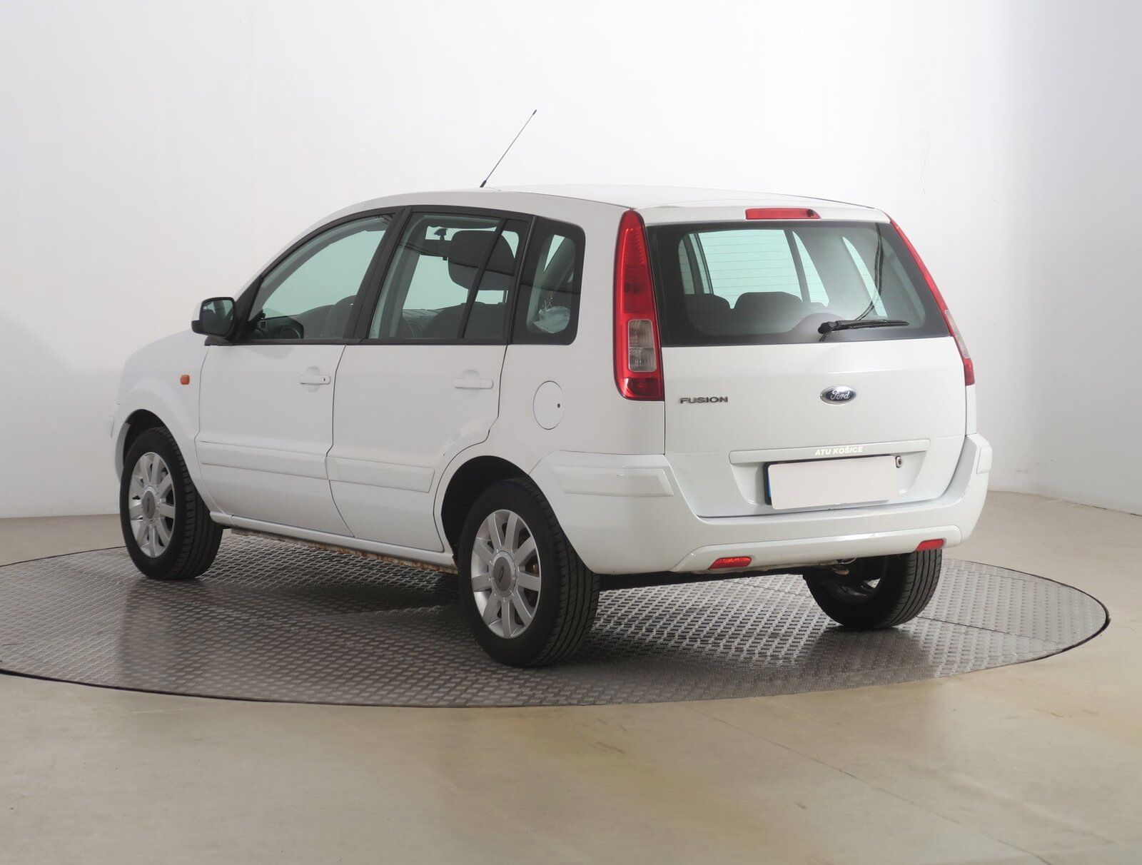 Ford Fusion, 1.4, Serv.kniha, po STK - fotka 4
