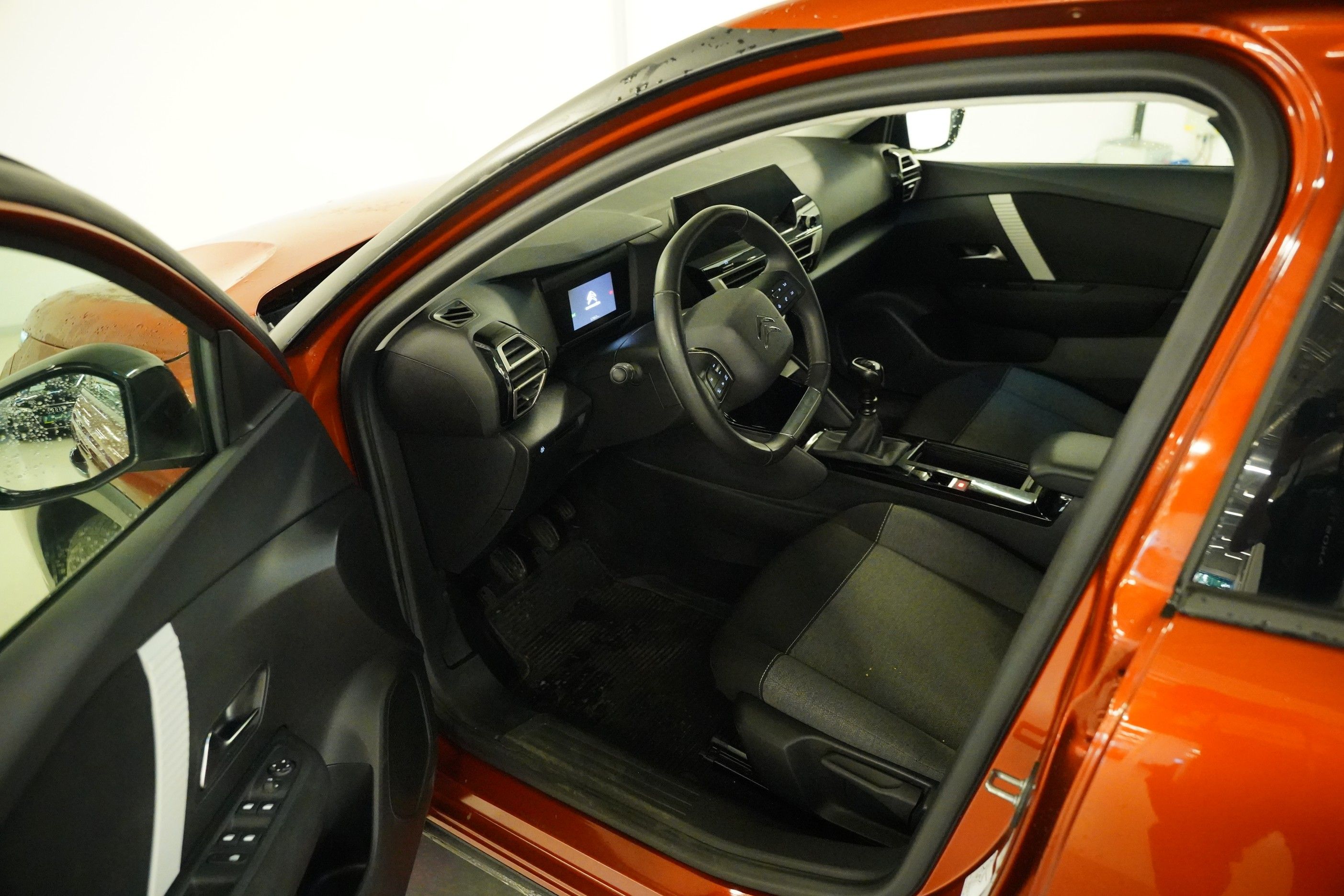 Citroën C4, 1.2 PureTech 75 kW - fotka 6