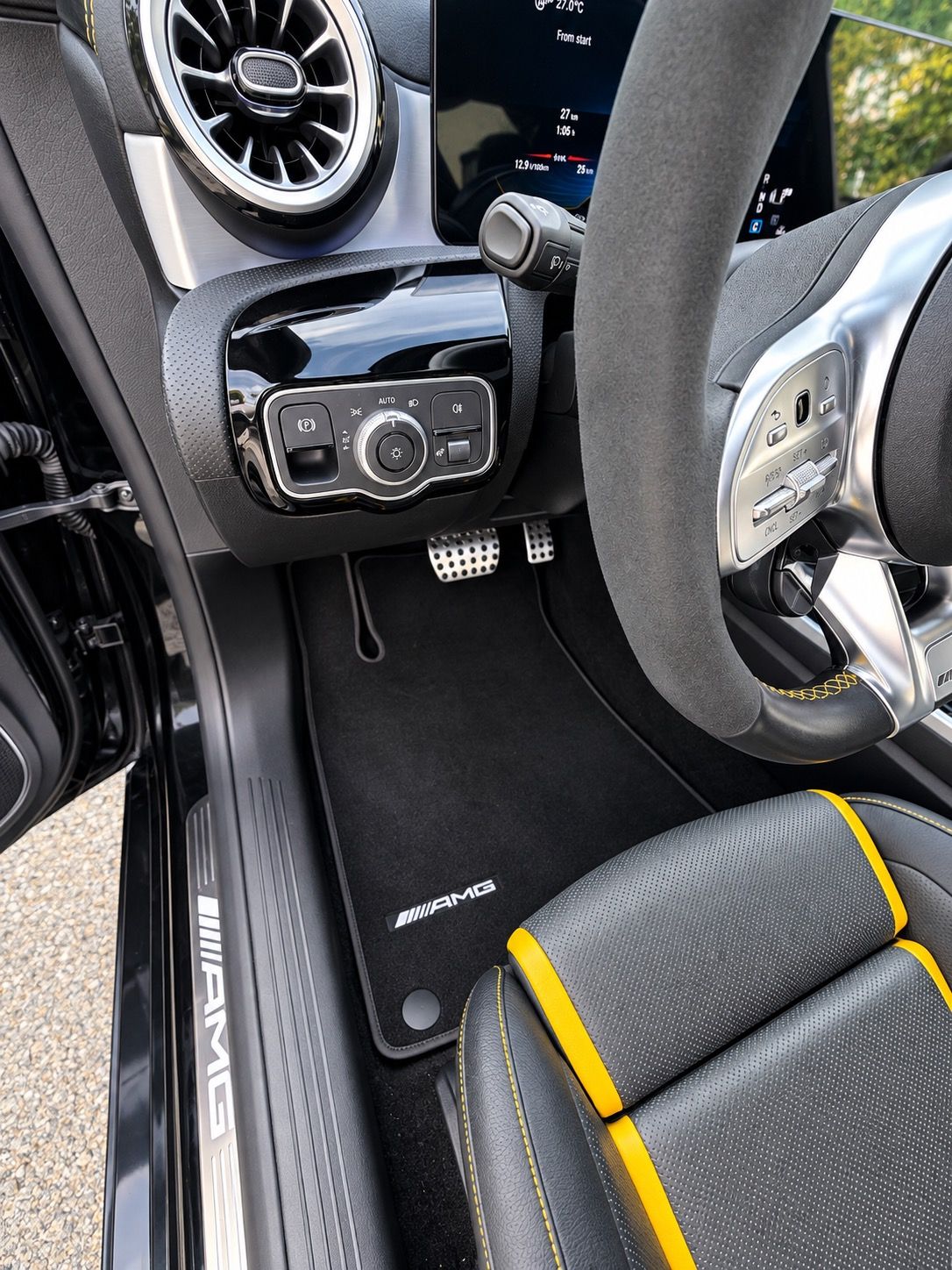 Mercedes-Benz CLA, Mercedes-AMG CLA 45 S 4MATIC+ - fotka 6
